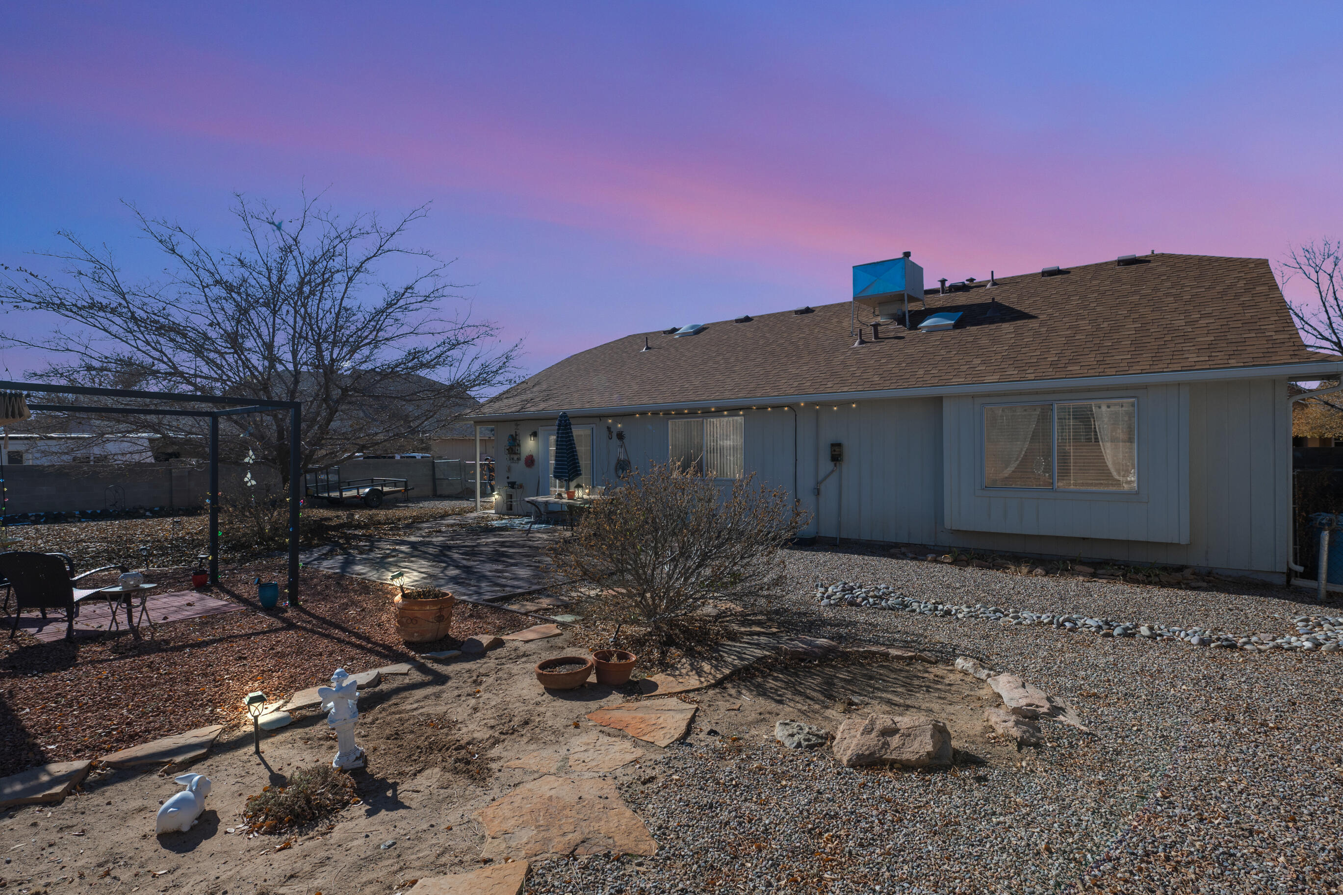 916 Stagecoach Road SE