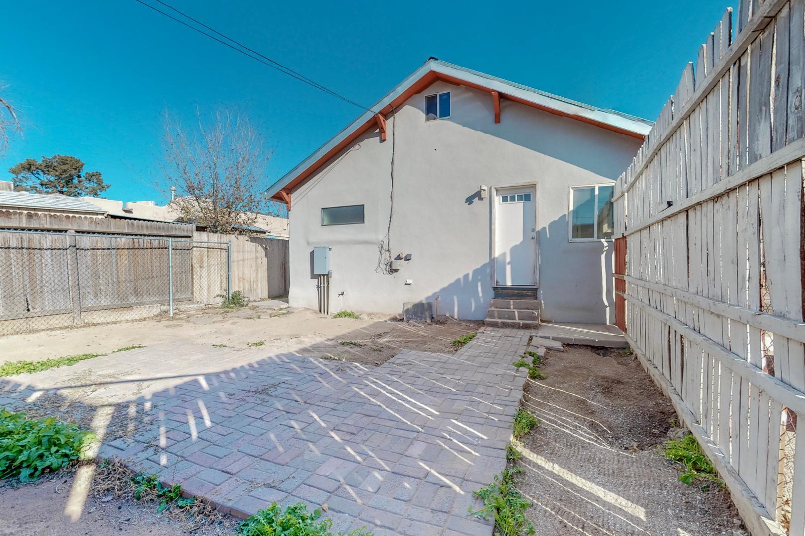 223 Stanford Drive SE