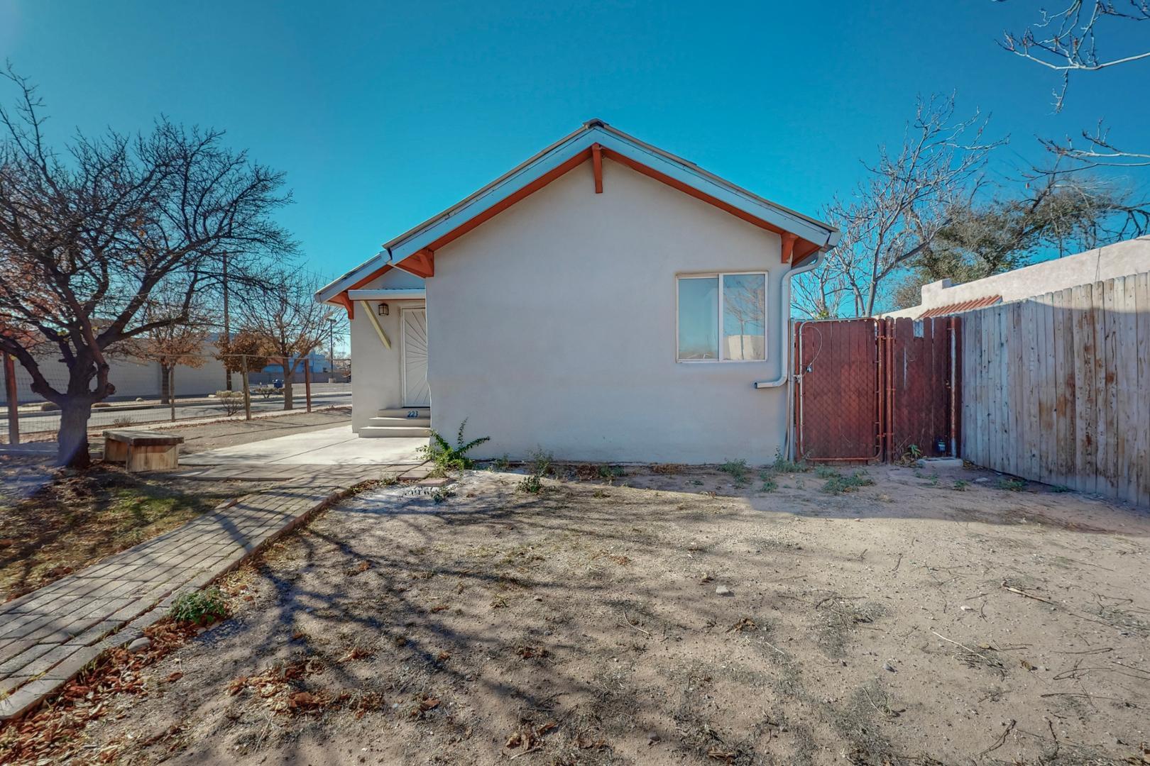 223 Stanford Drive SE