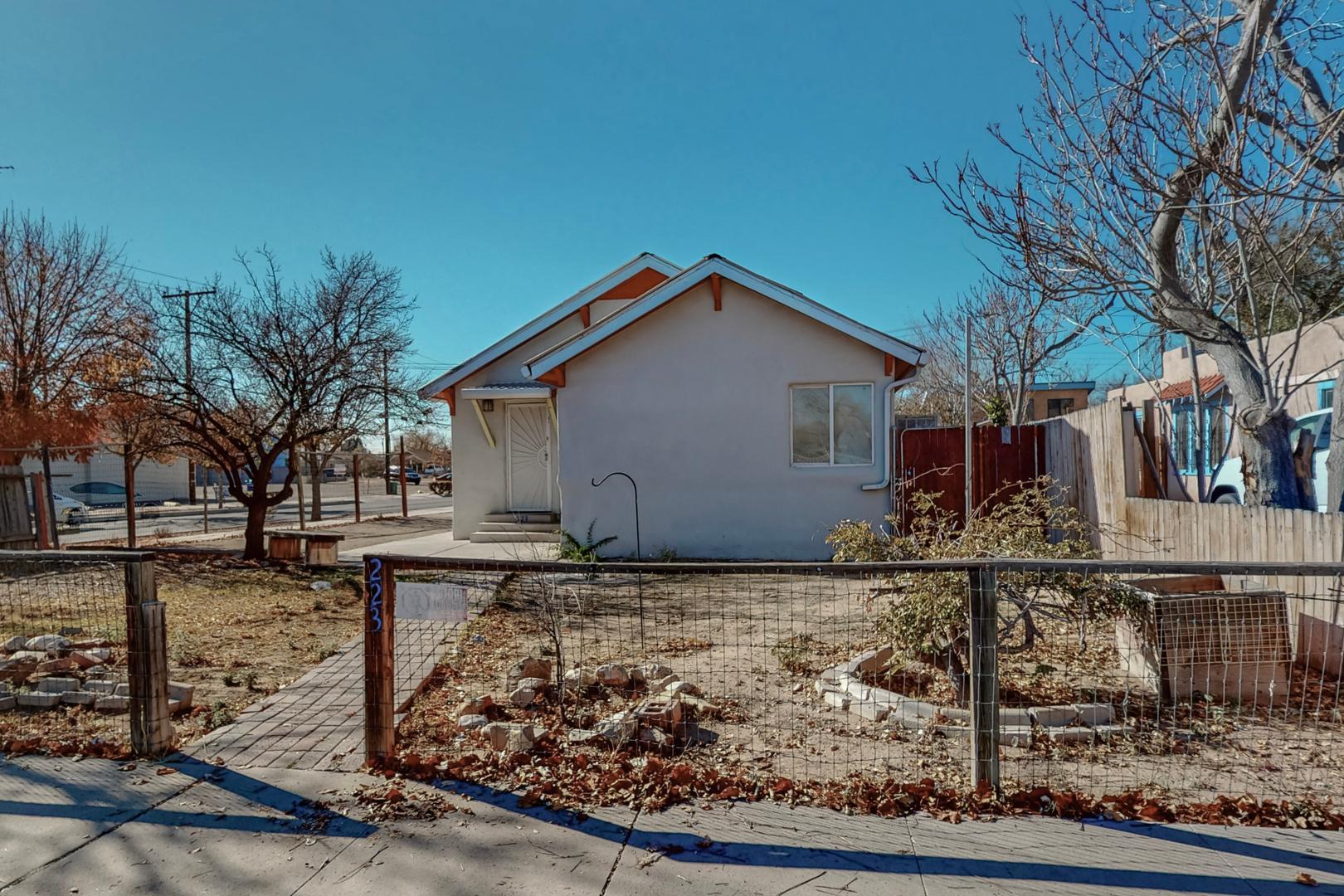 223 Stanford Drive SE