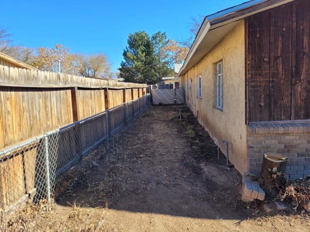308 Saavedra Road SW