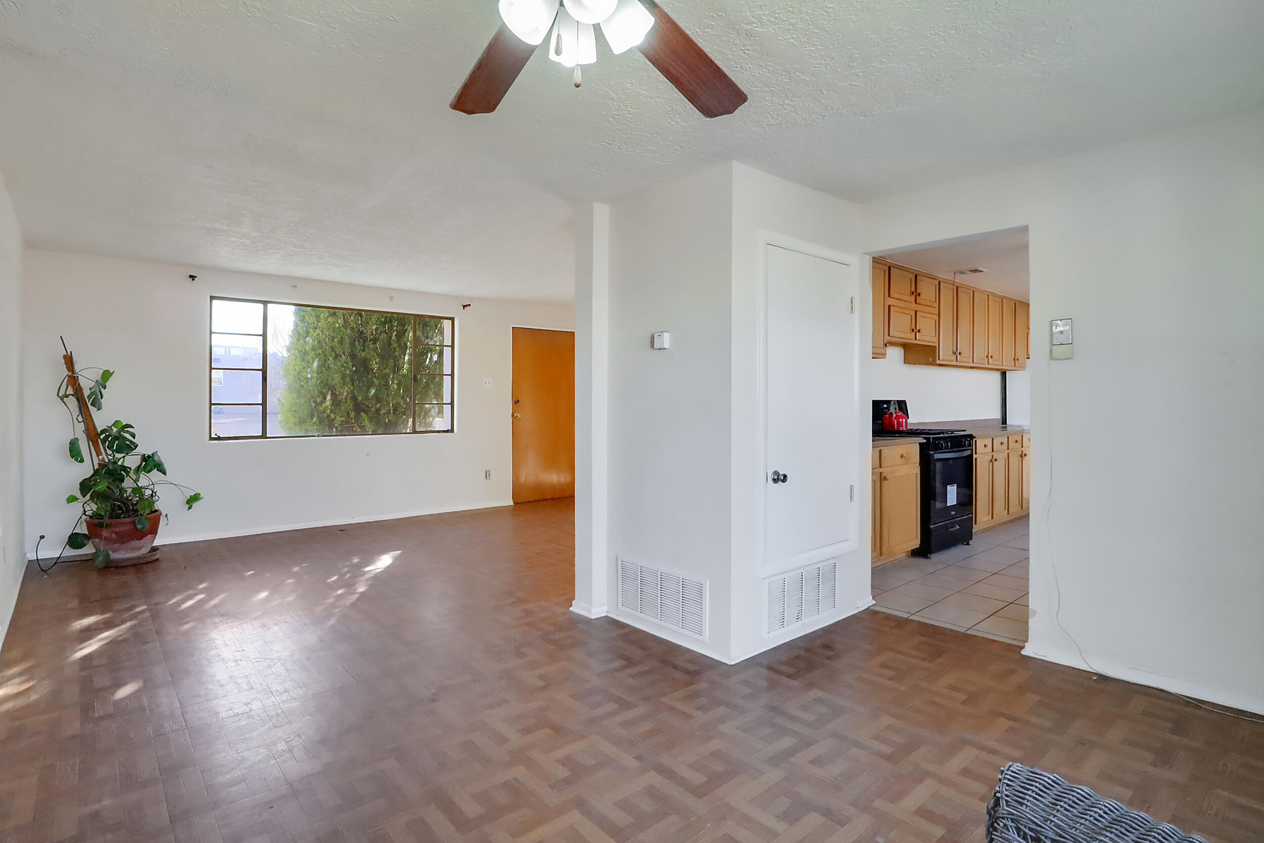 3523 Alvarado Drive NE