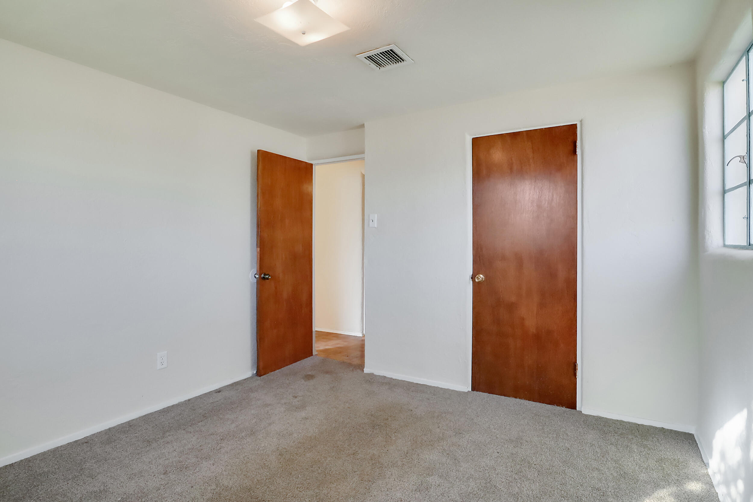 3523 Alvarado Drive NE