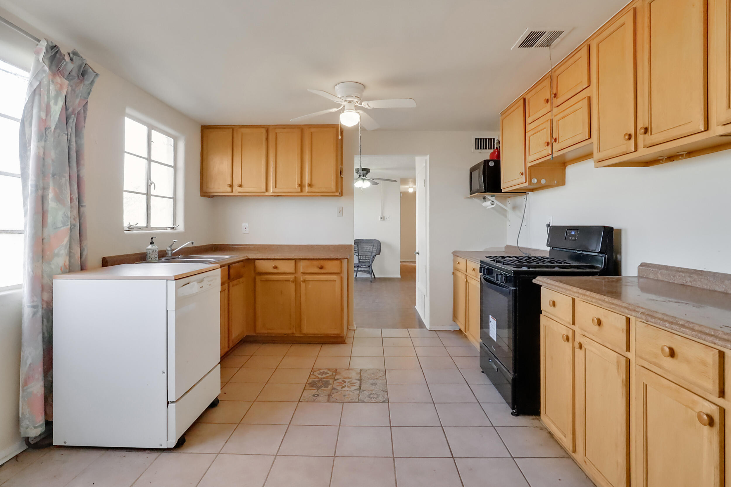 3523 Alvarado Drive NE
