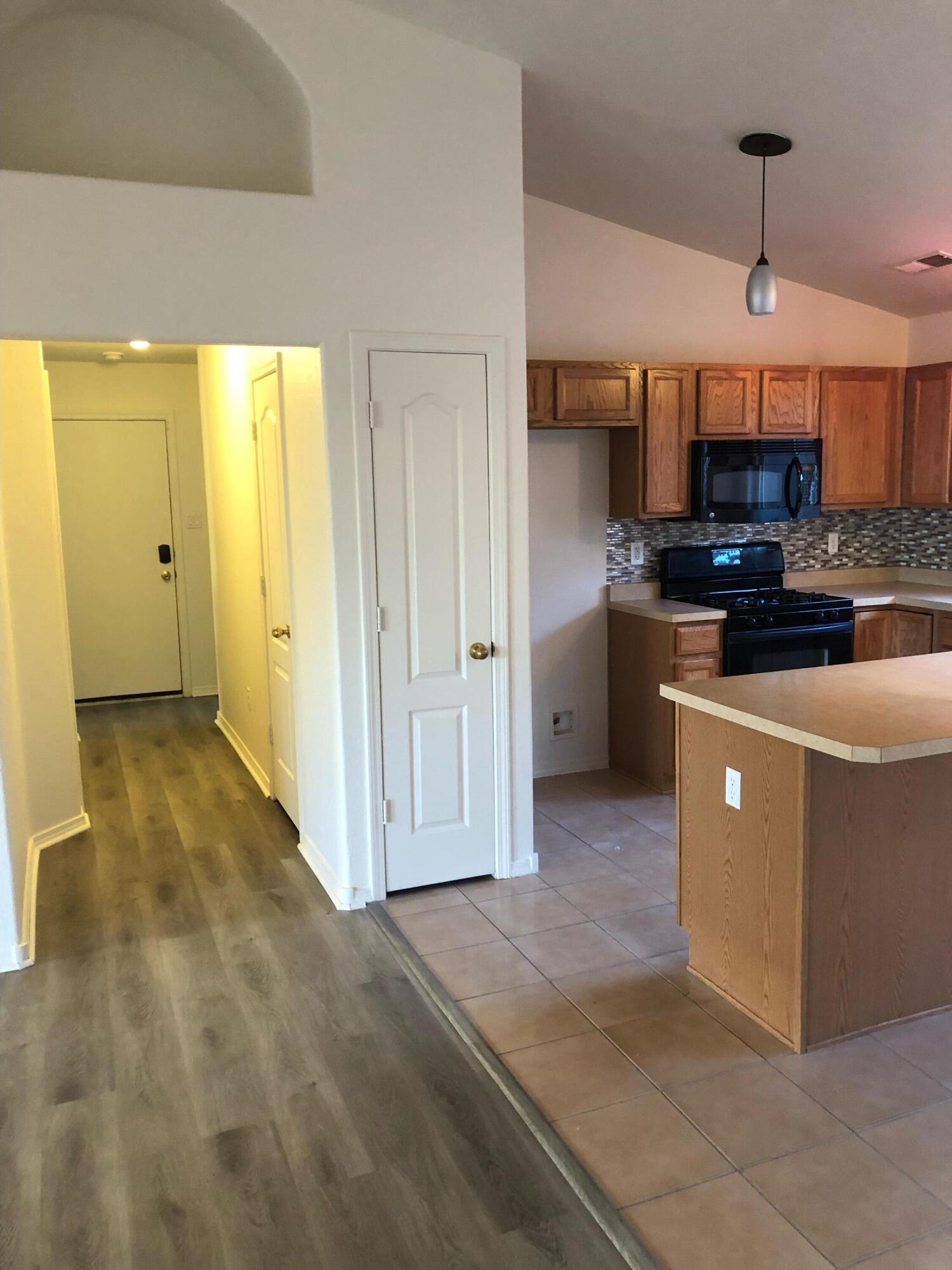 9905 Canyon Gate Trail SW