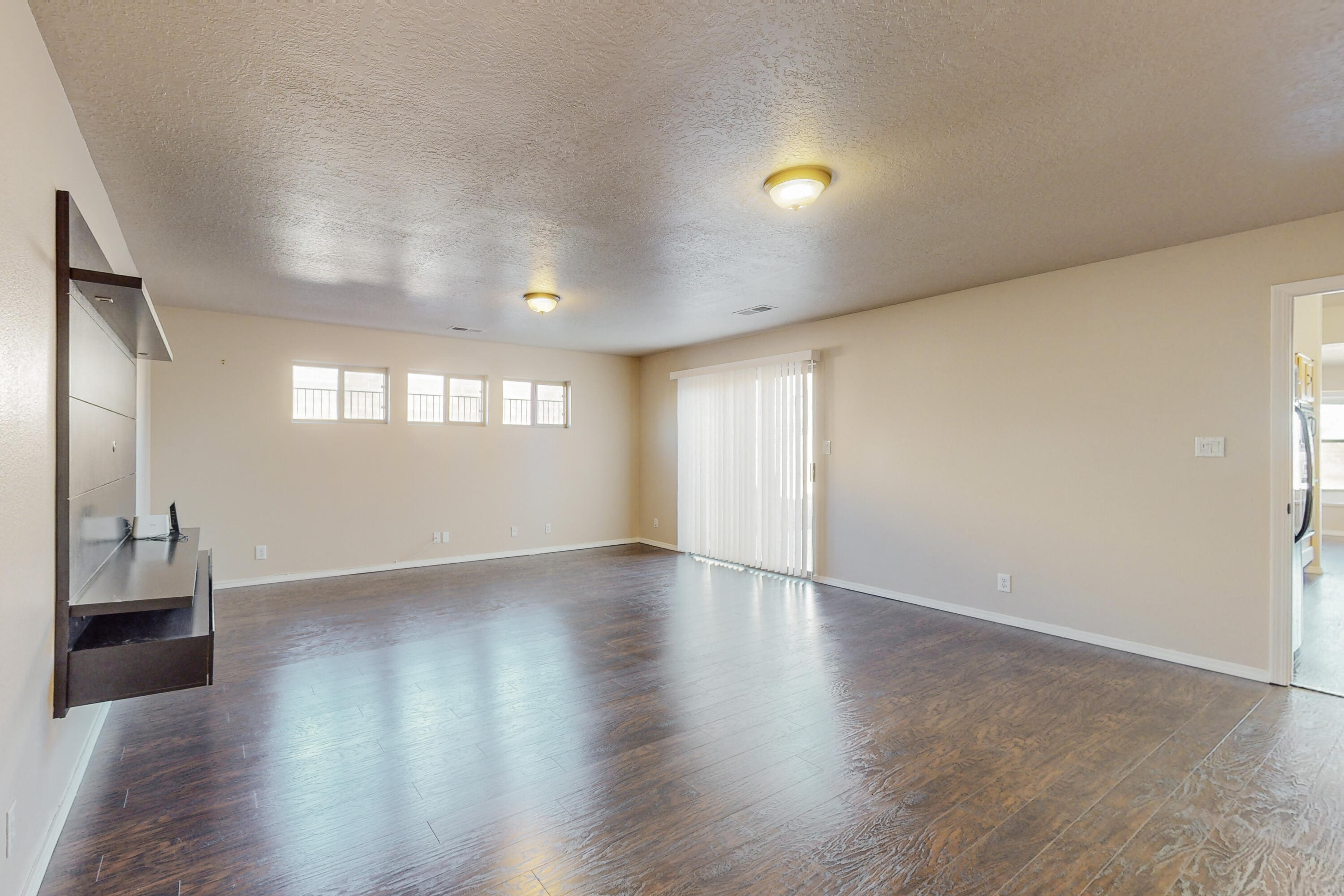 5830 Chaco Loop NE