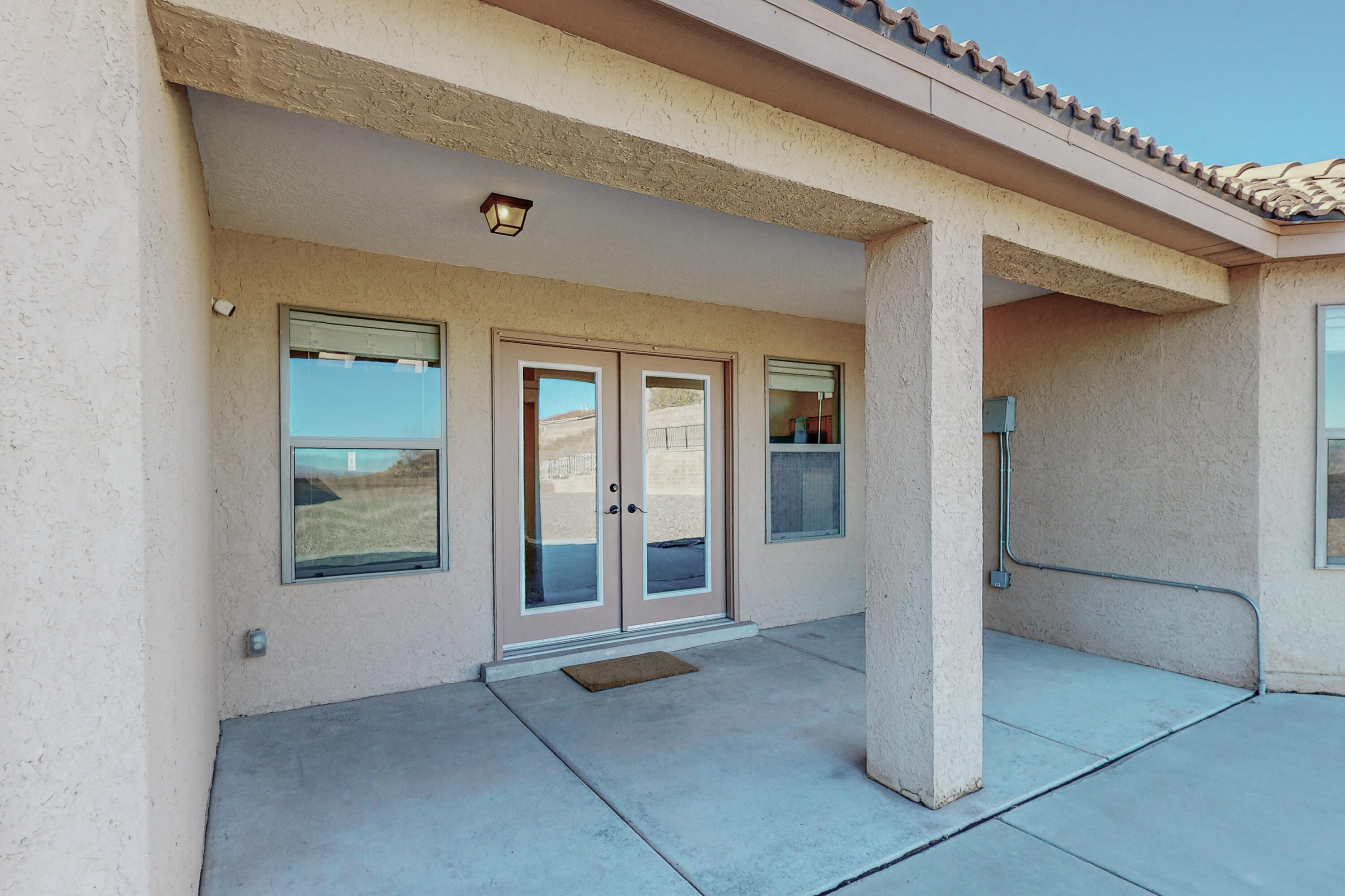 5830 Chaco Loop NE