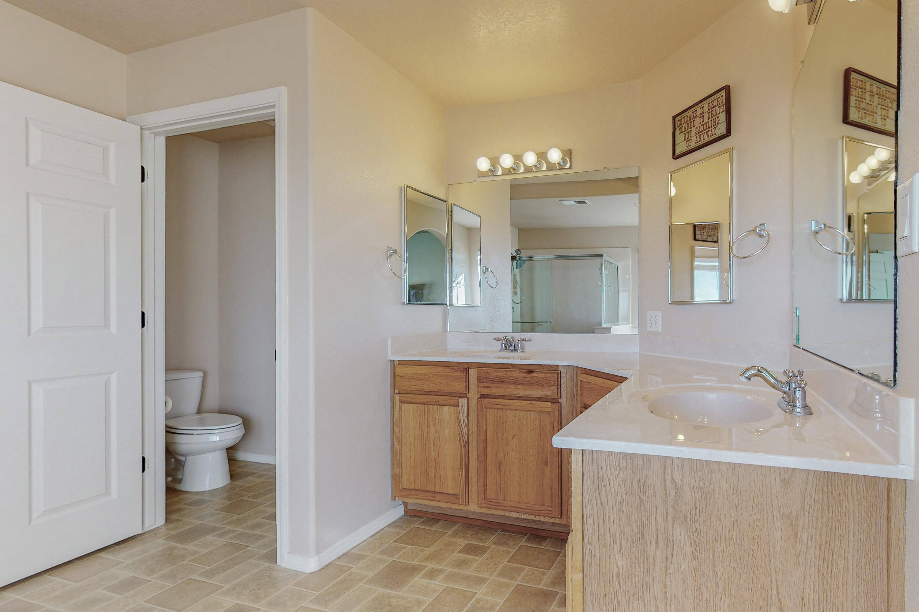 5830 Chaco Loop NE