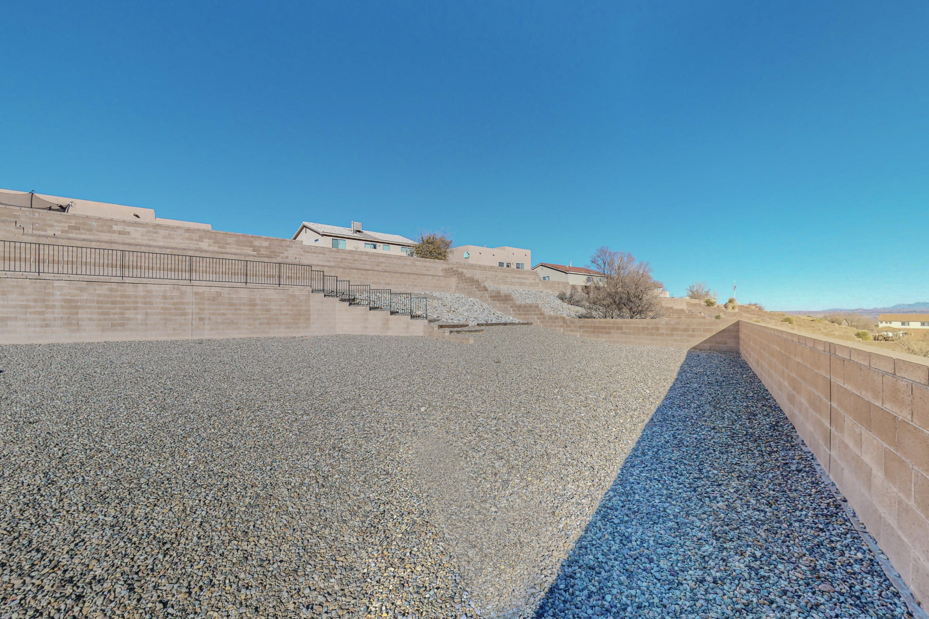 5830 Chaco Loop NE