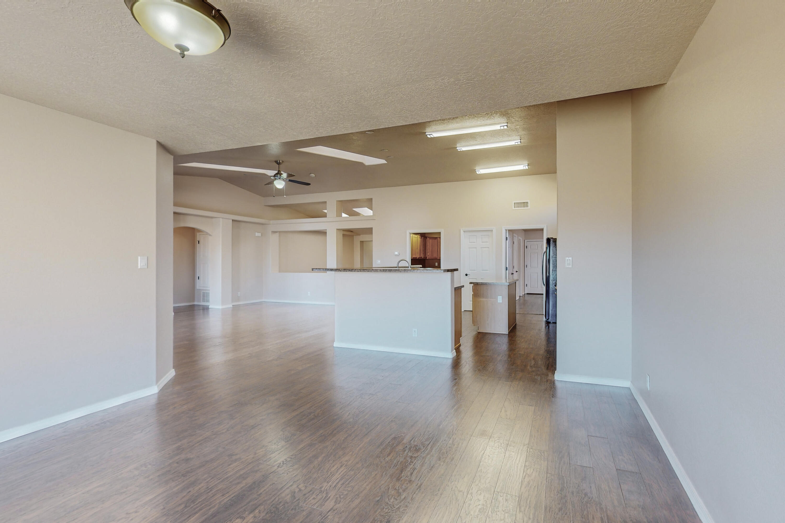 5830 Chaco Loop NE