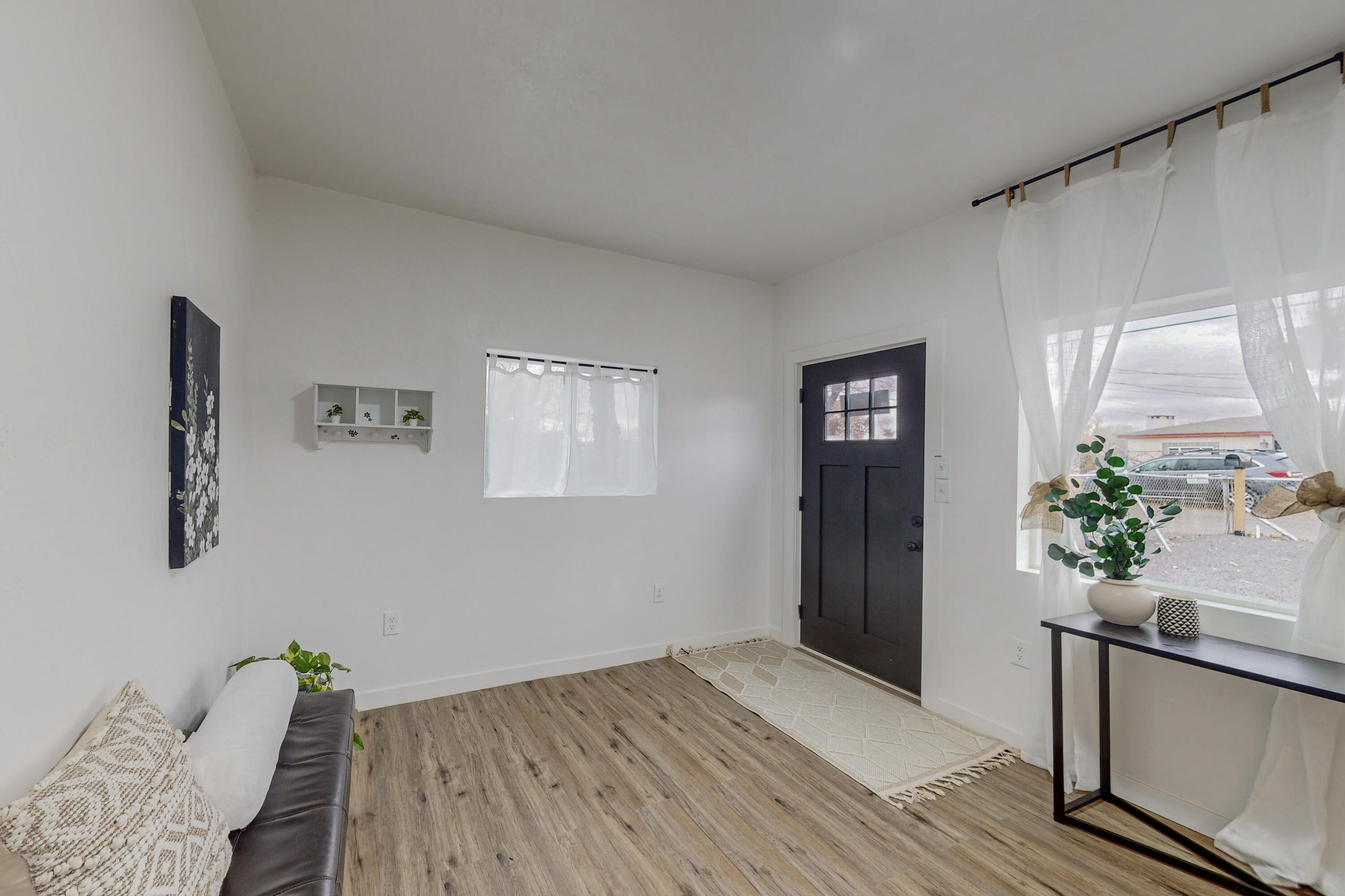 1412 Atrisco Drive SW