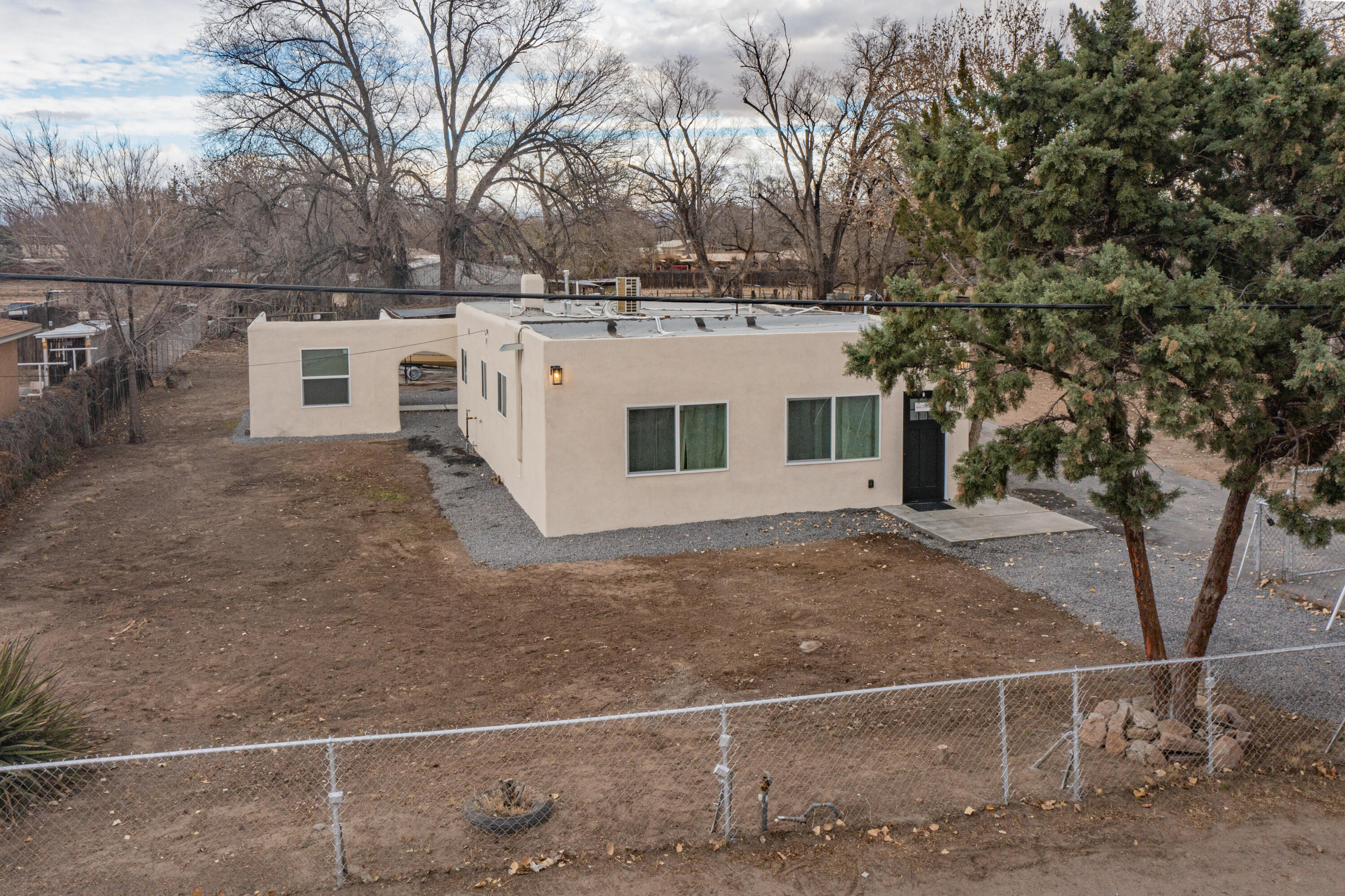 1412 Atrisco Drive SW