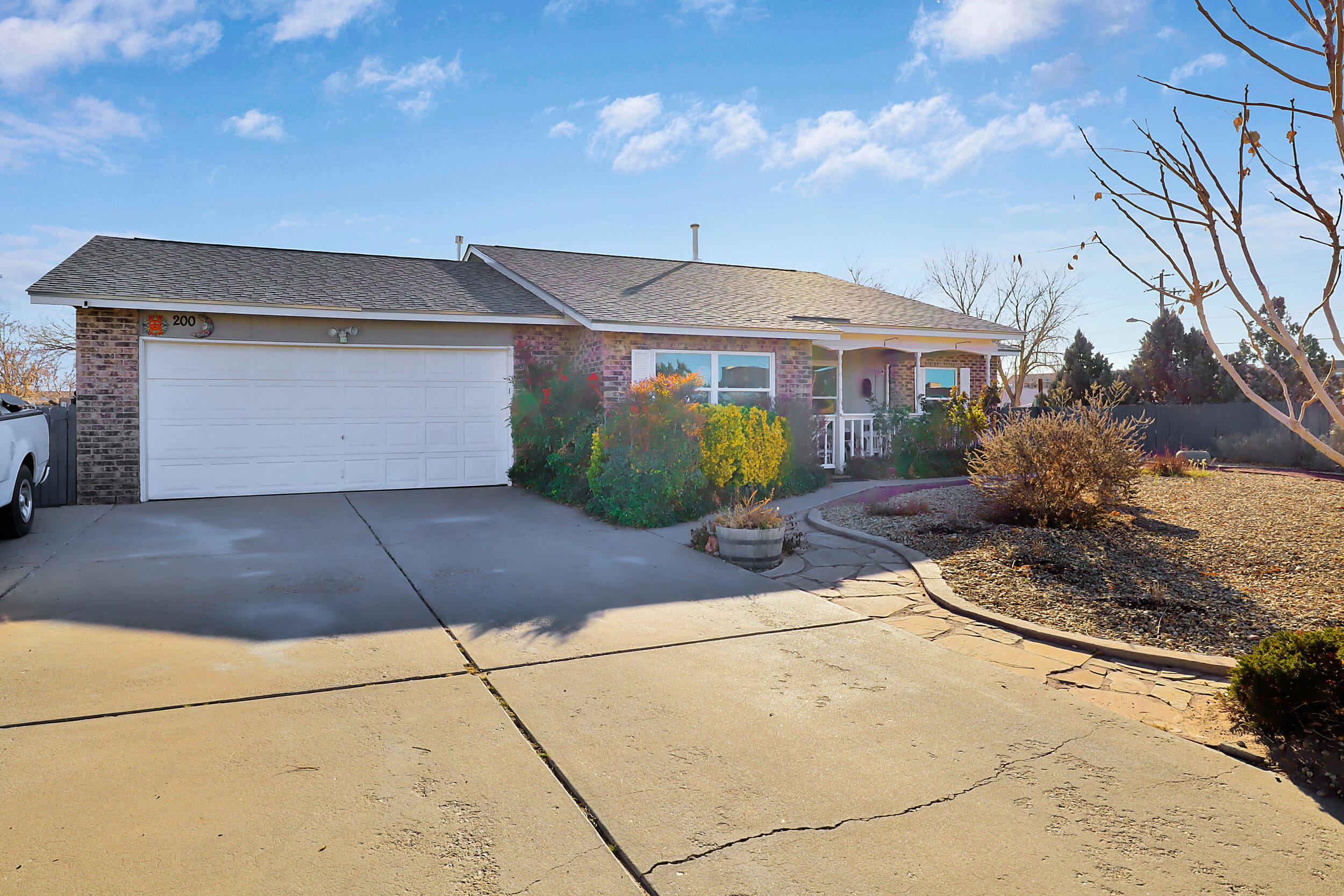 200 Moonstone Drive NE