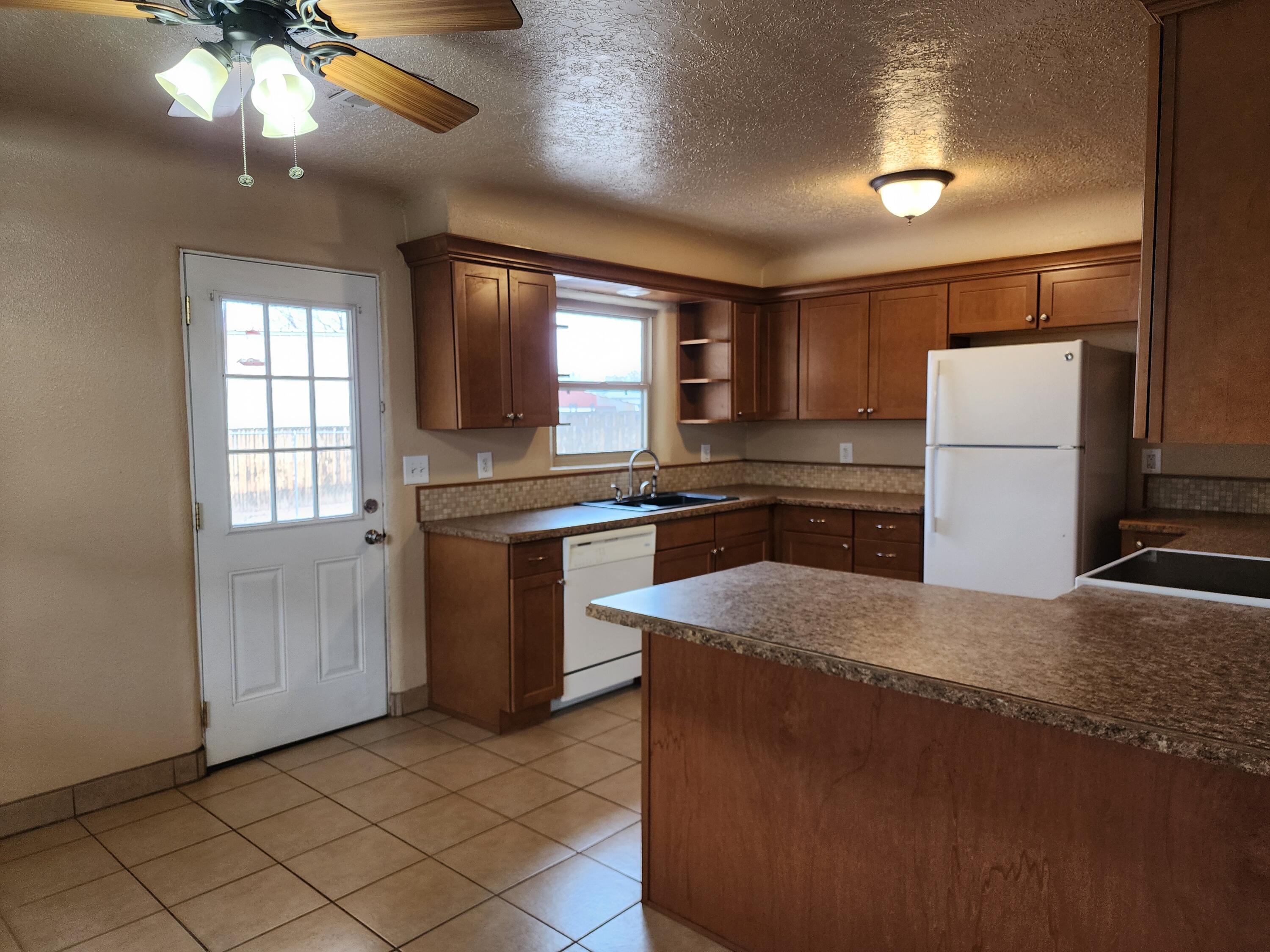 112 Rosedale Circle