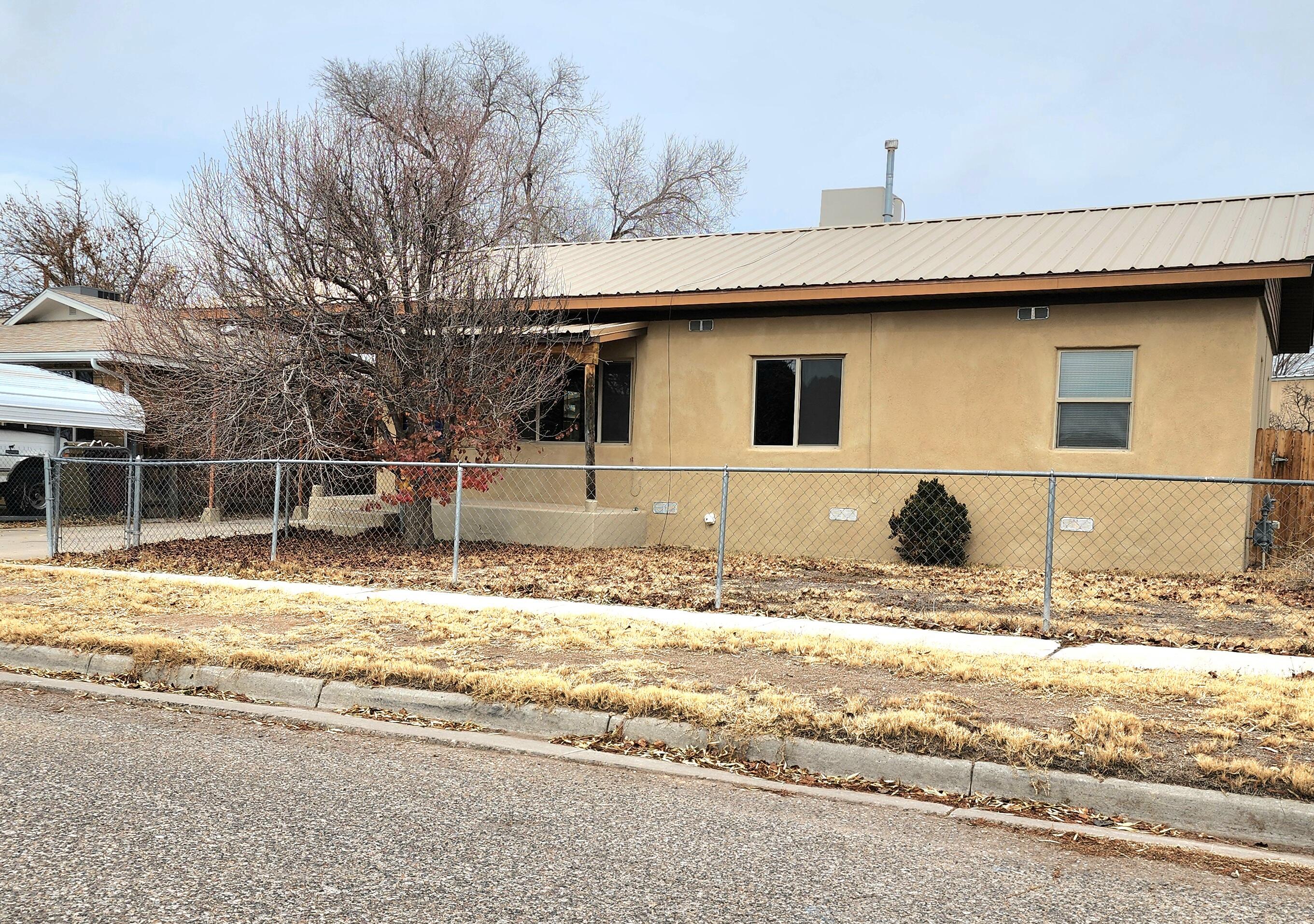 112 Rosedale Circle