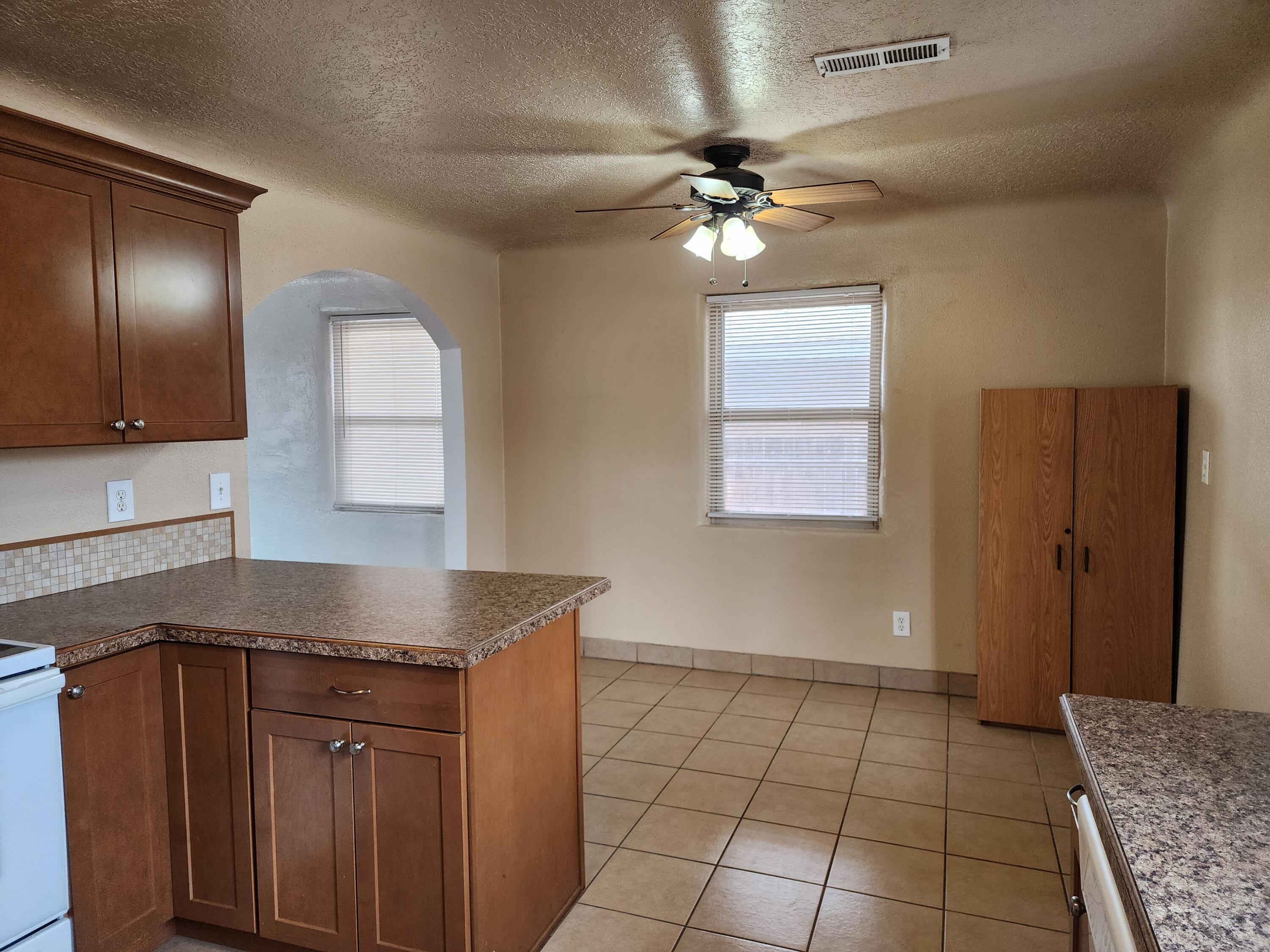 112 Rosedale Circle