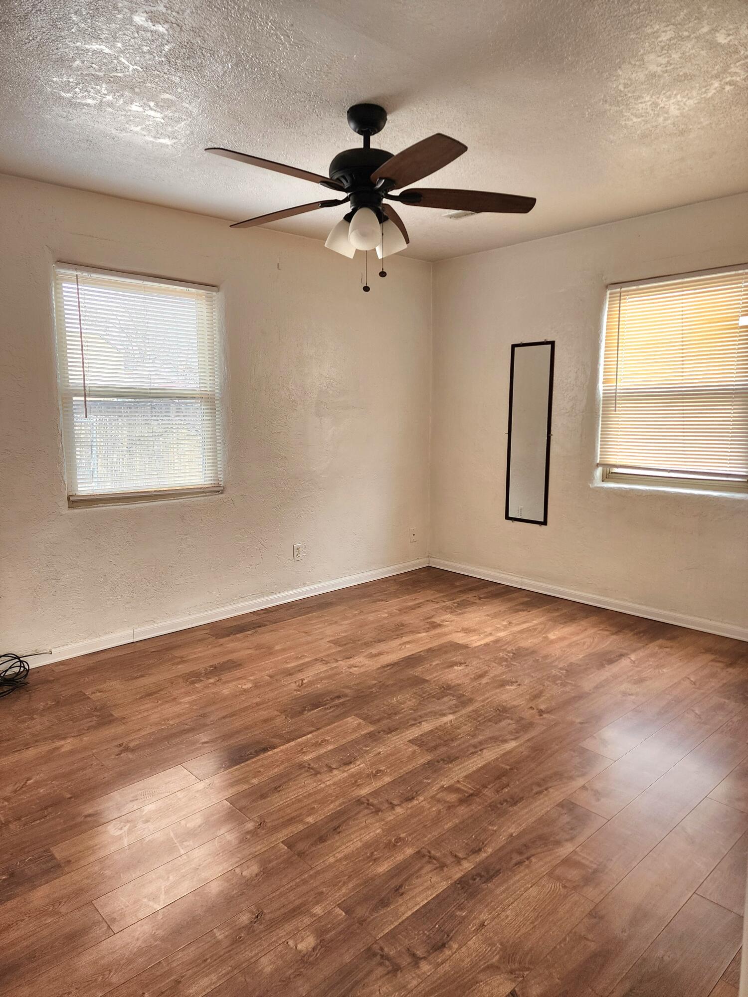 112 Rosedale Circle