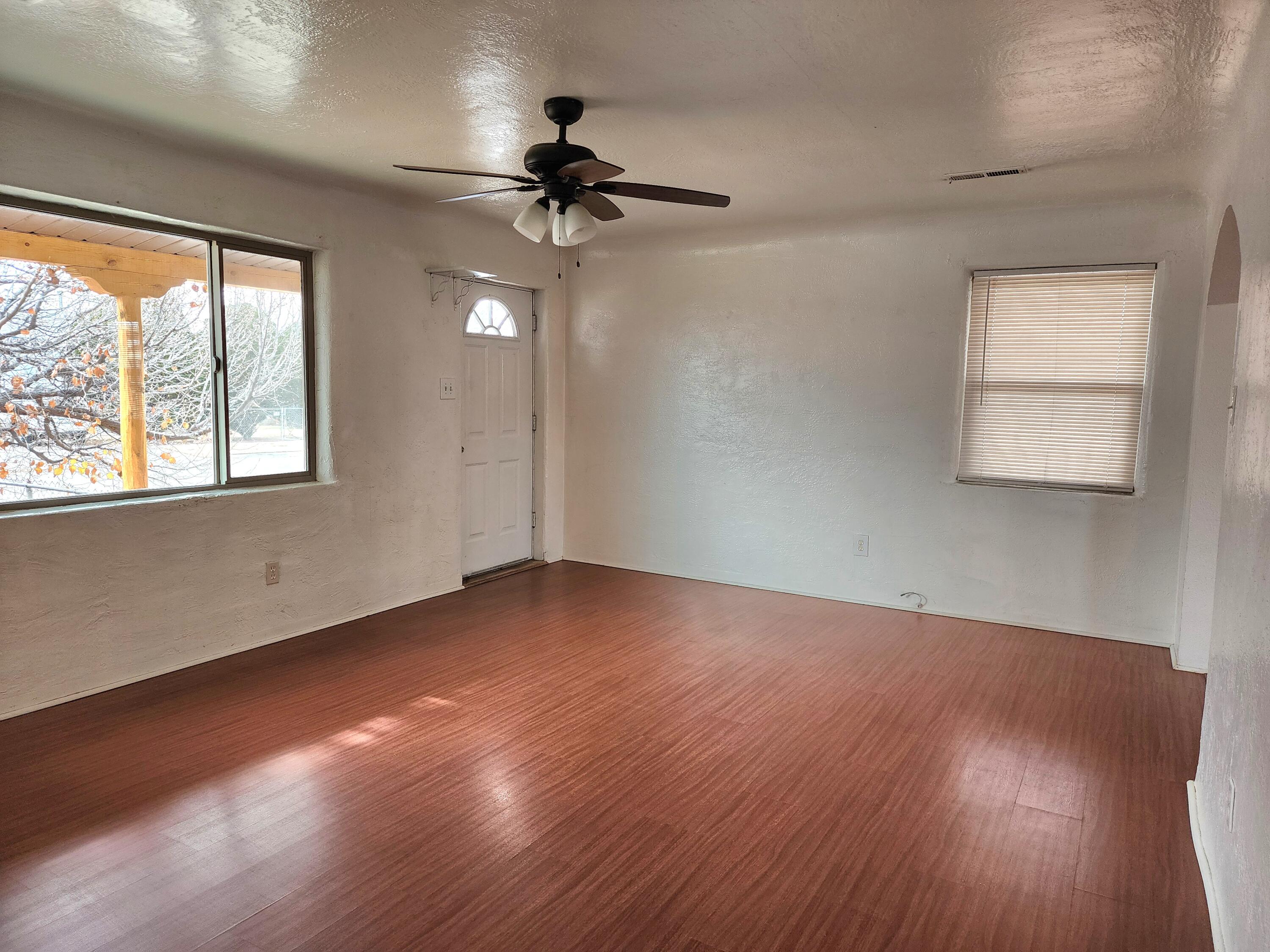 112 Rosedale Circle
