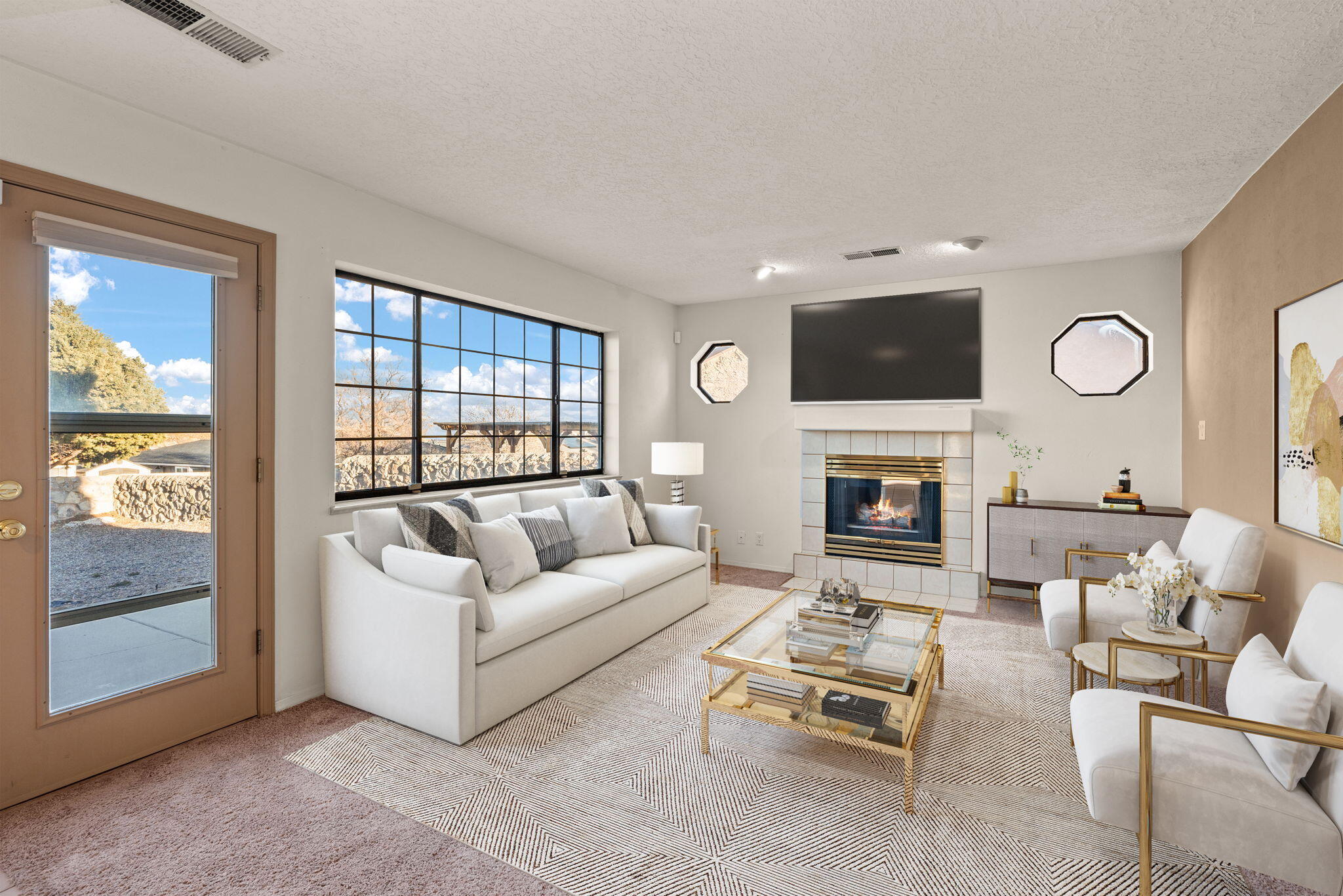 2777 Manitou Springs Drive SE