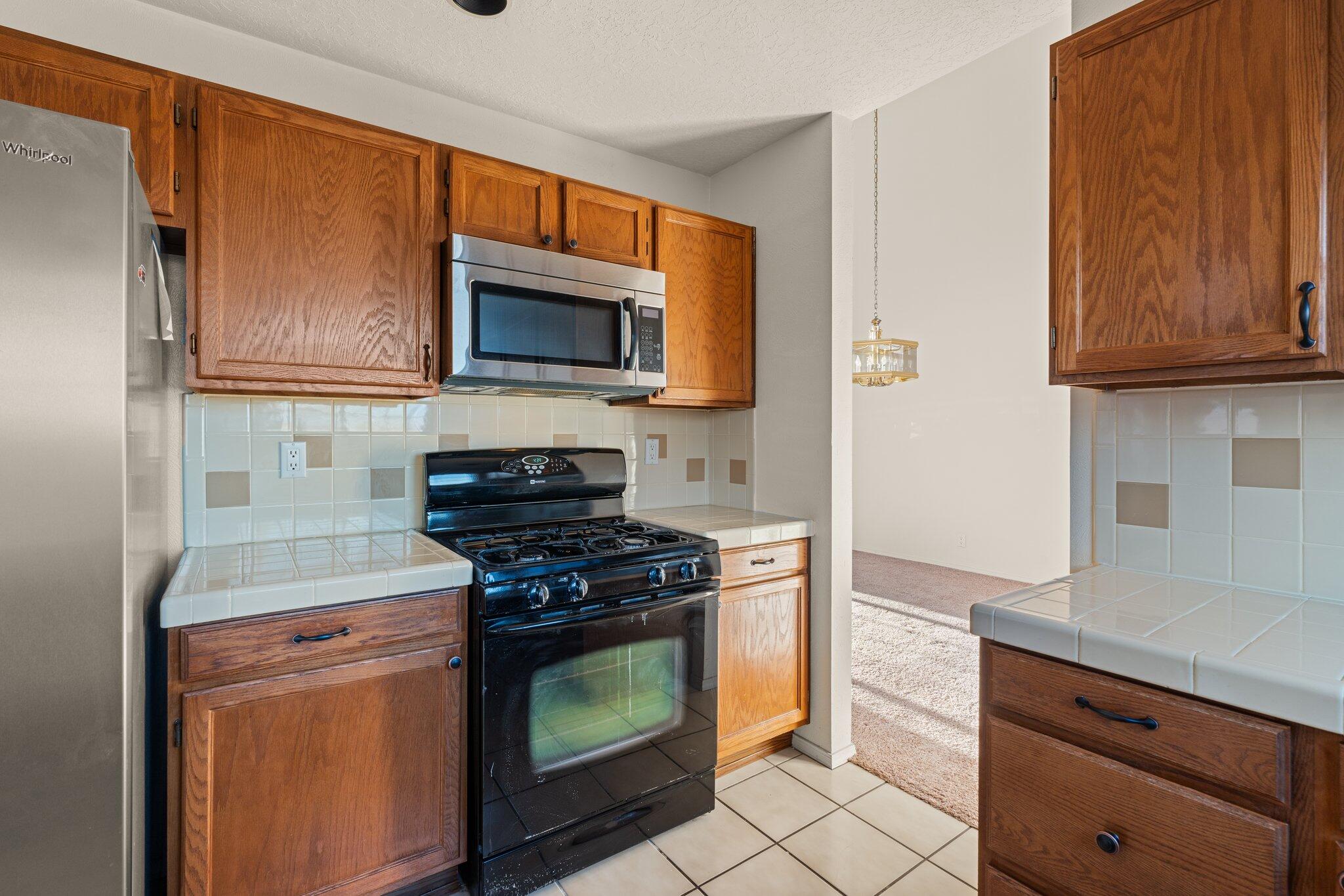 2777 Manitou Springs Drive SE