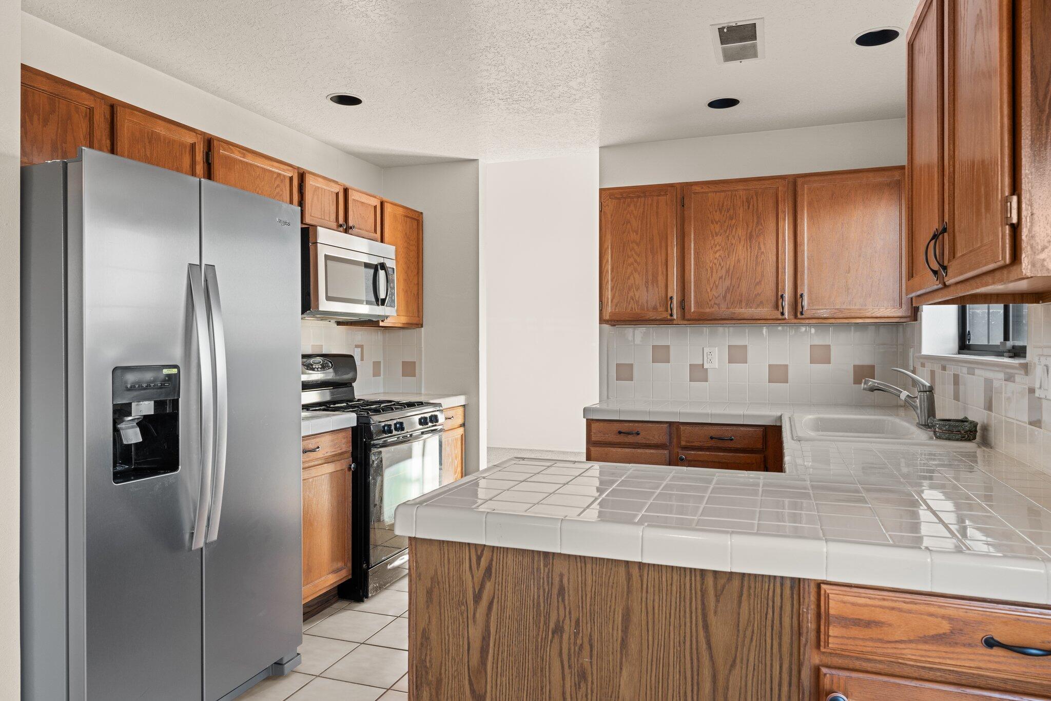 2777 Manitou Springs Drive SE