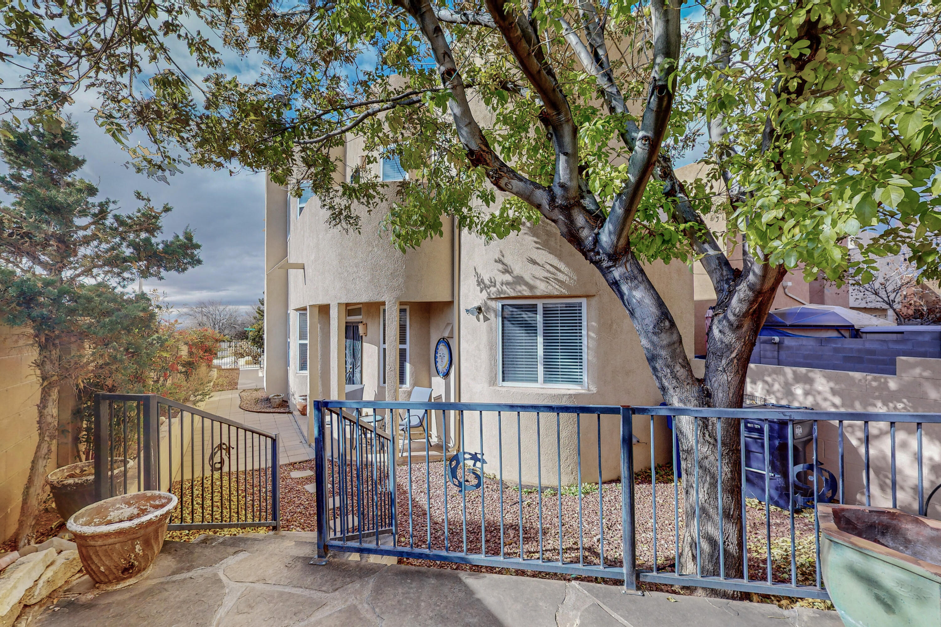 1500 Dorothy Lois Drive NE