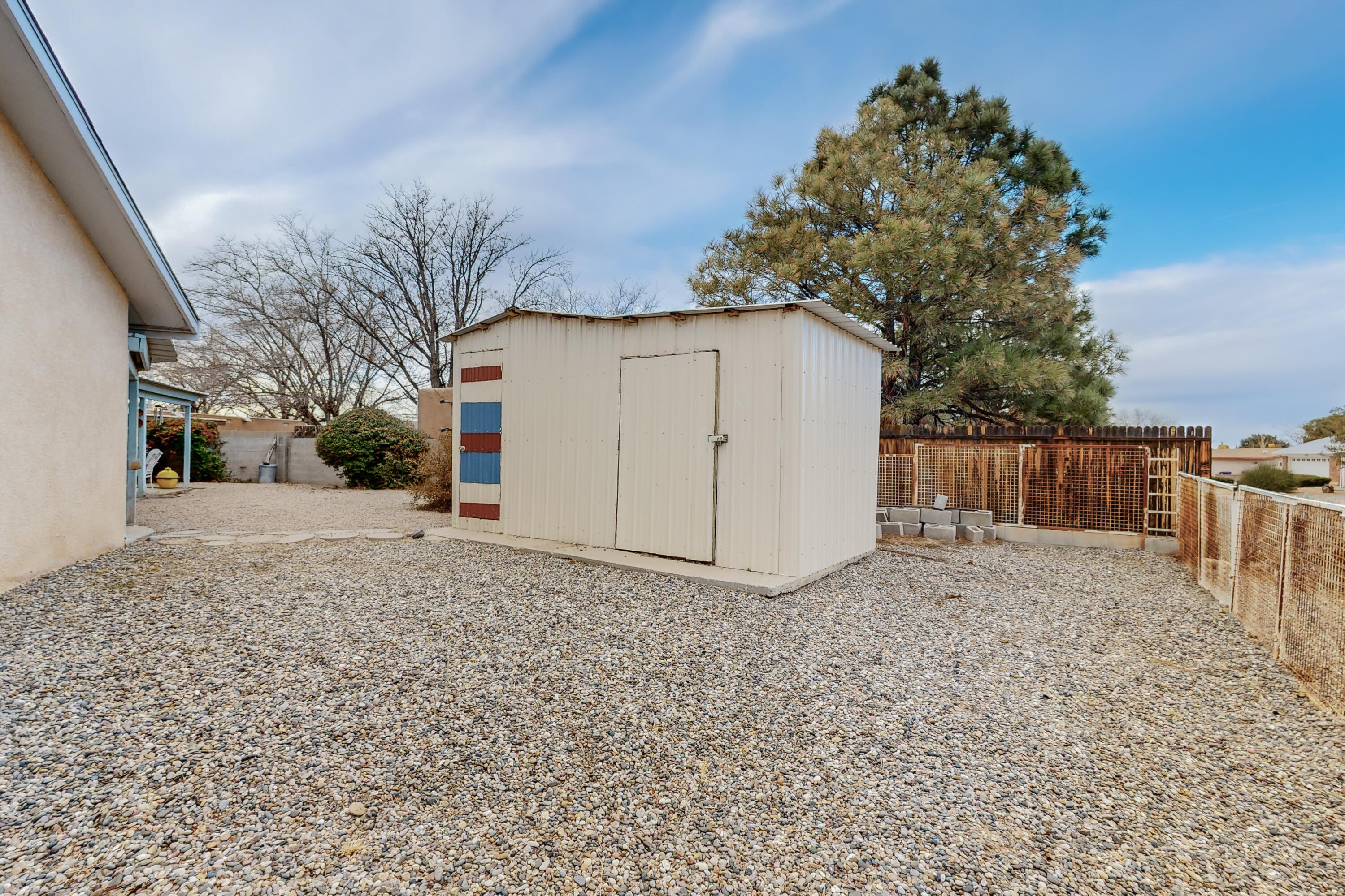 6037 Azure Avenue NE