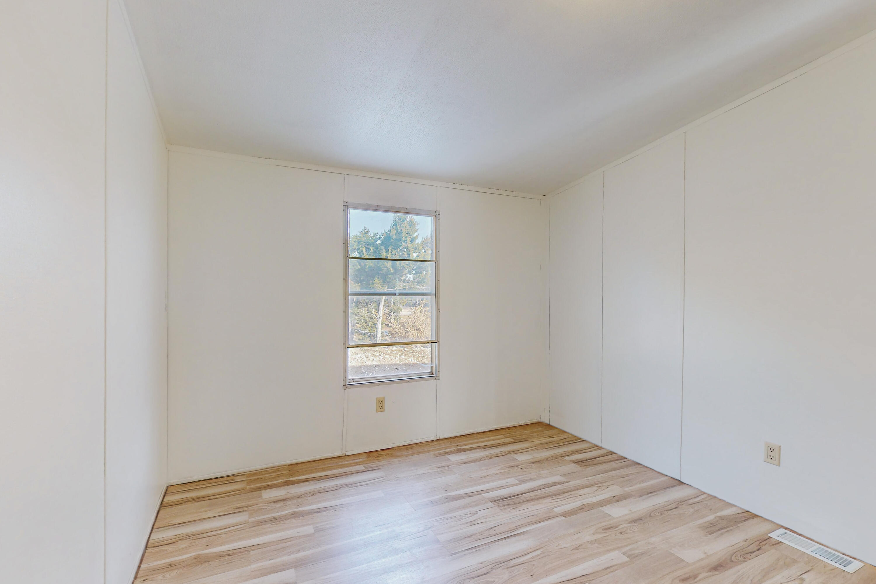 13 Tom Horn Court