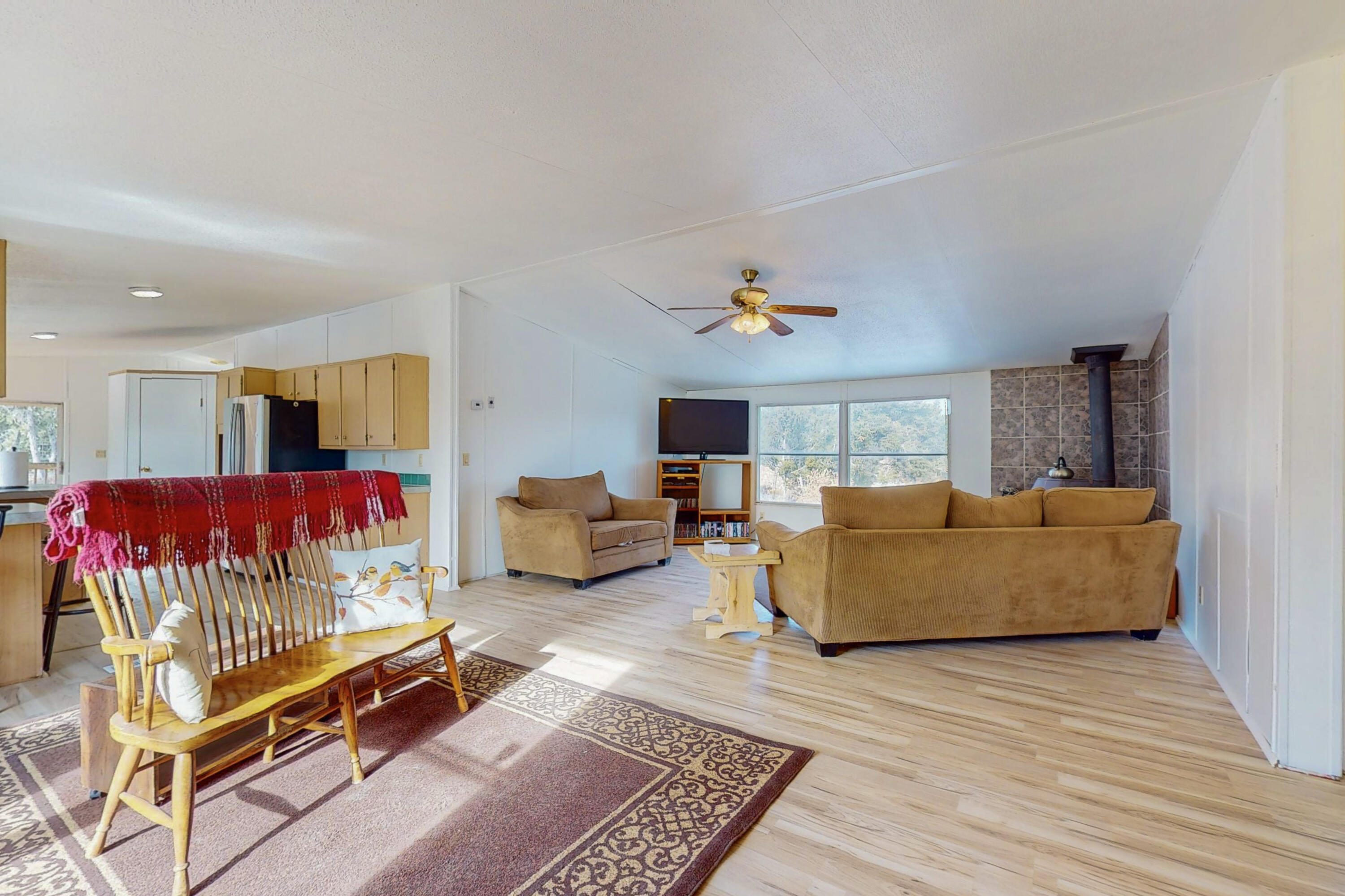 13 Tom Horn Court