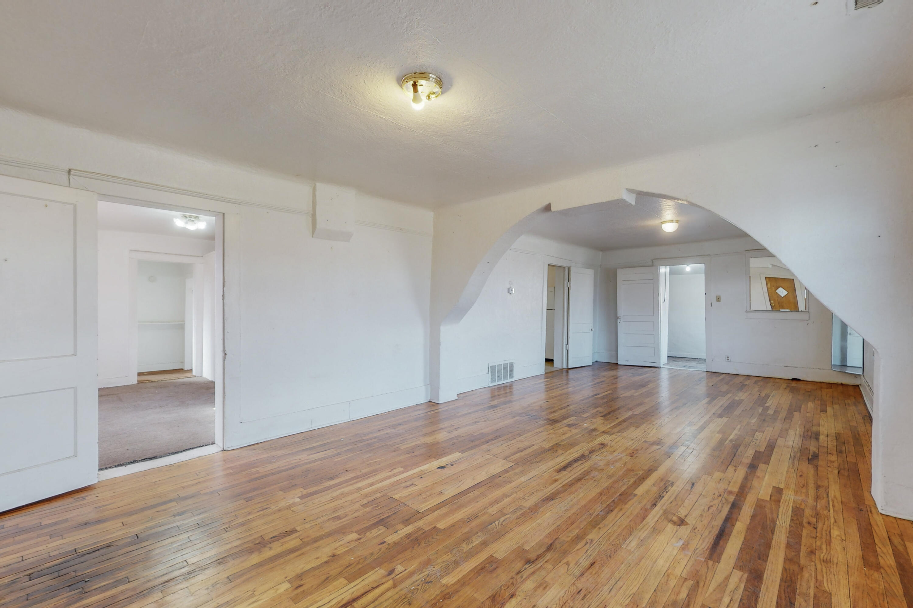 403 Aspen Avenue NE