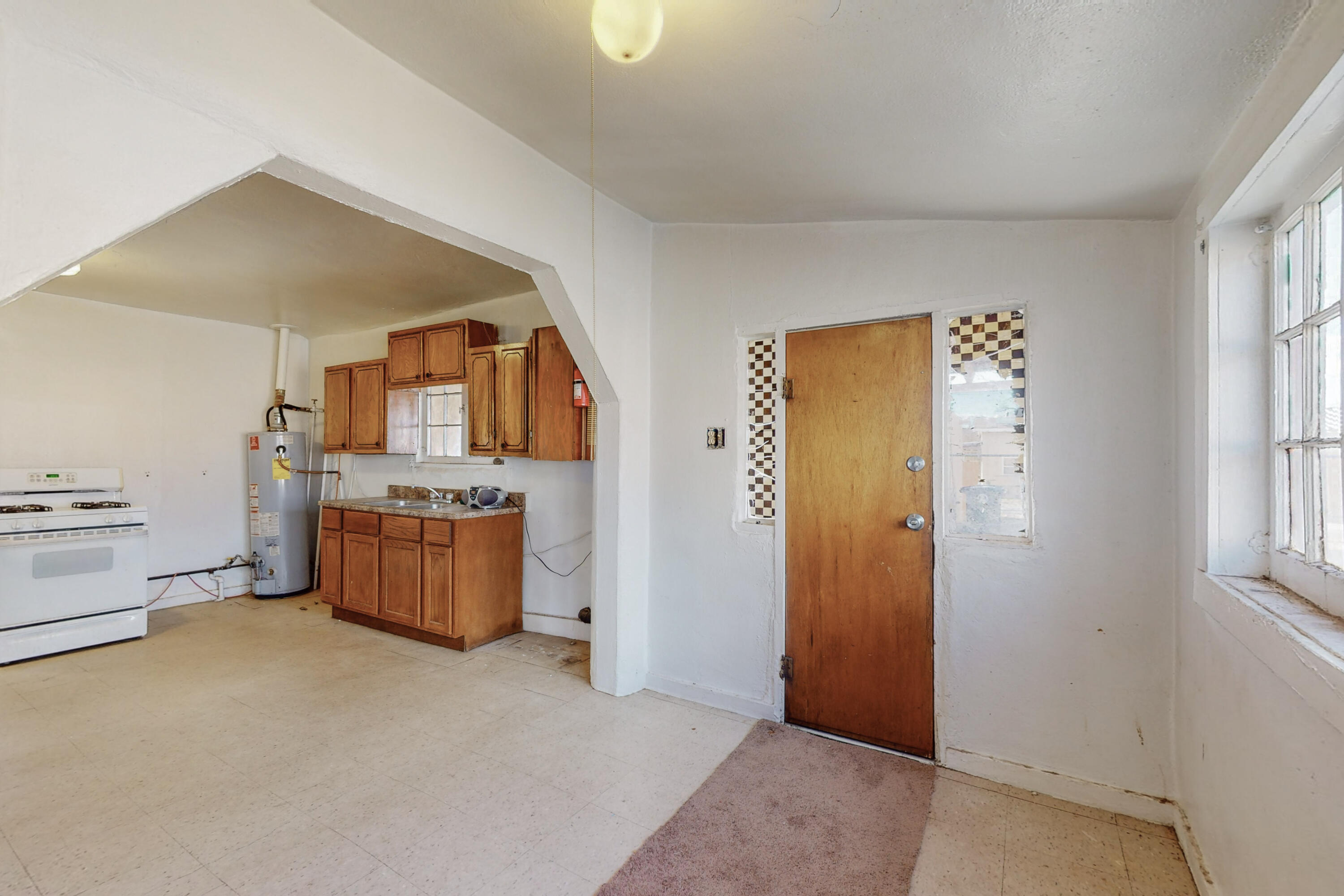 403 Aspen Avenue NE