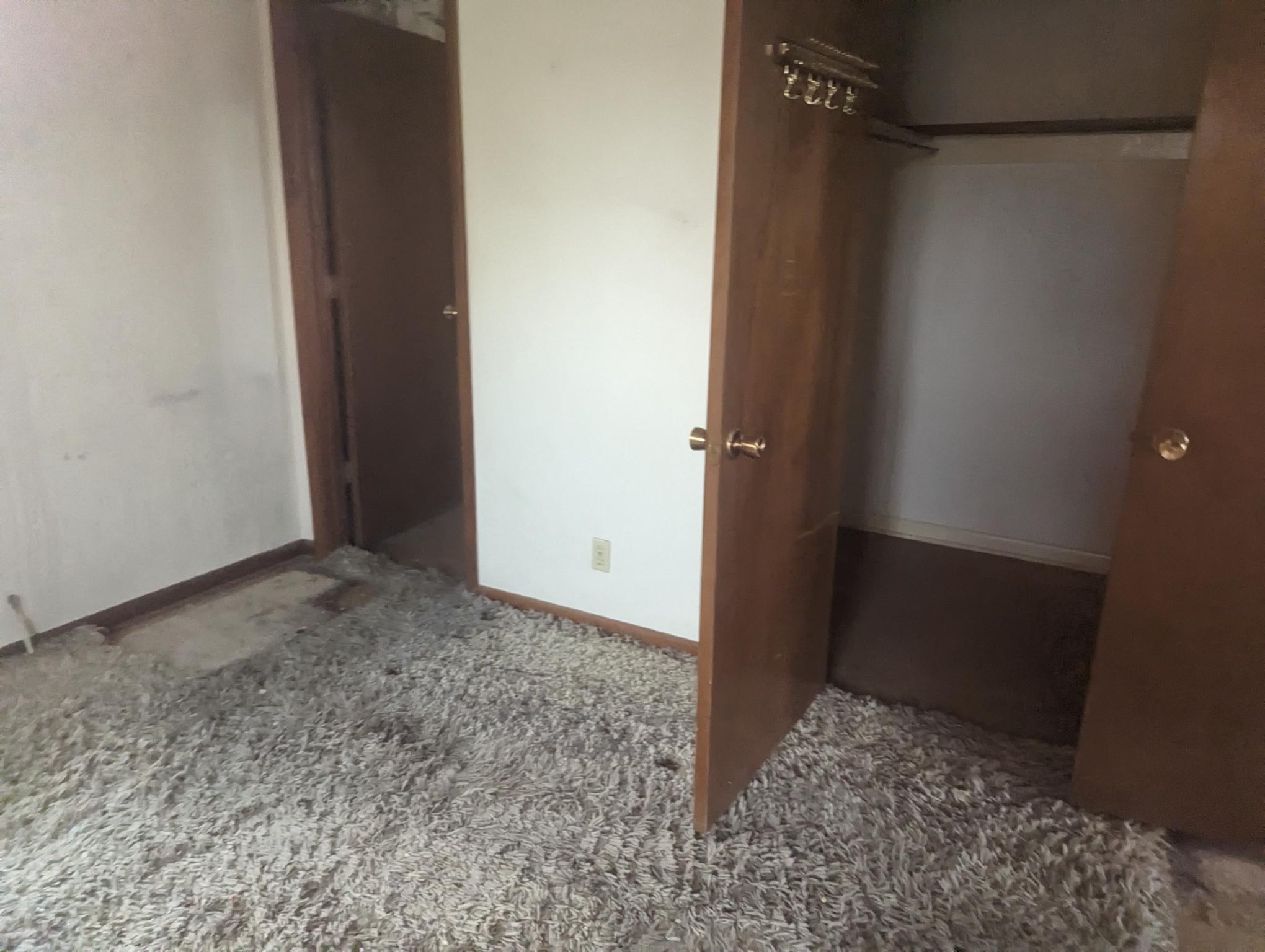3702 S Juan Aldama Court SE Unit: 1