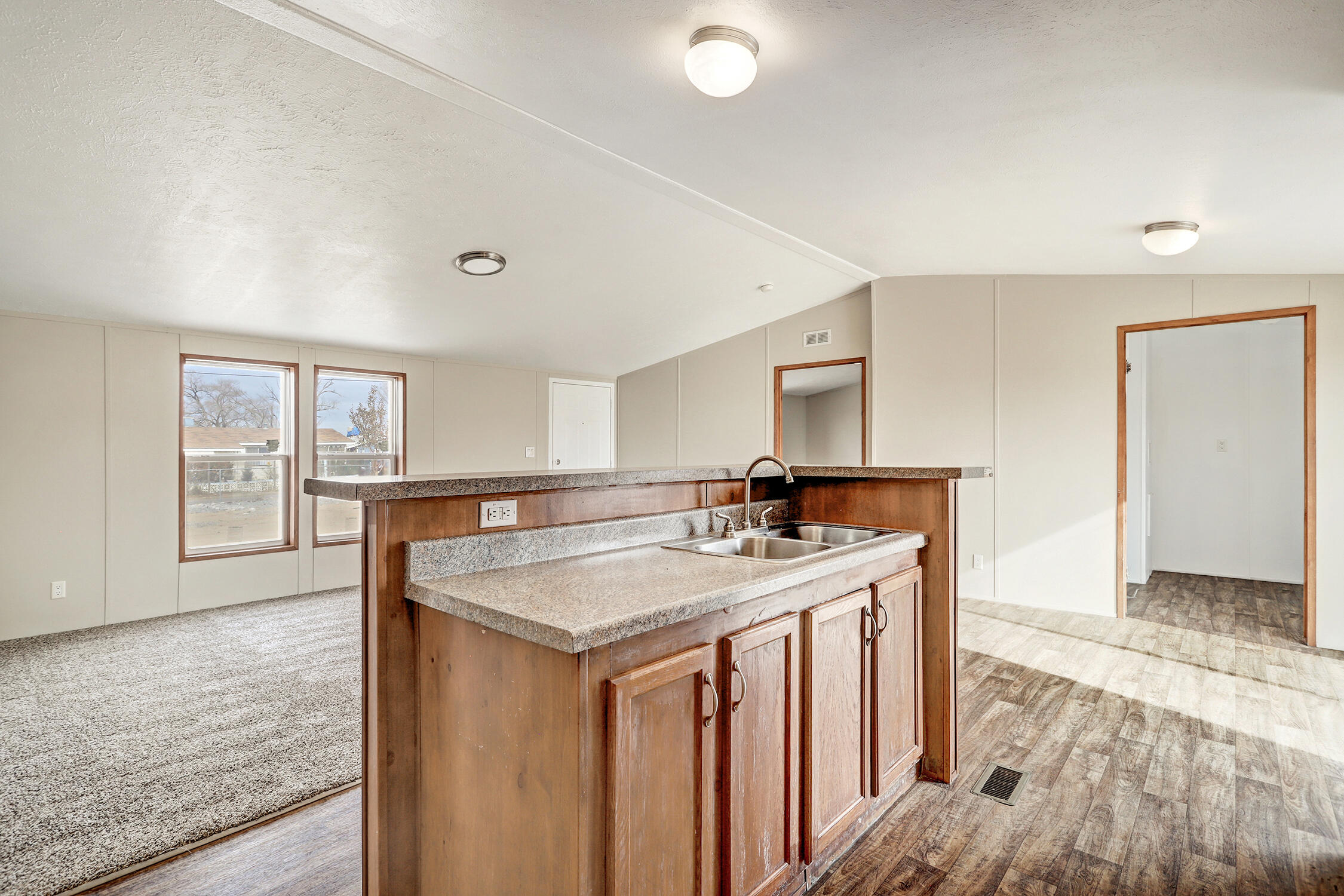 256 Sunnyslope Street SW