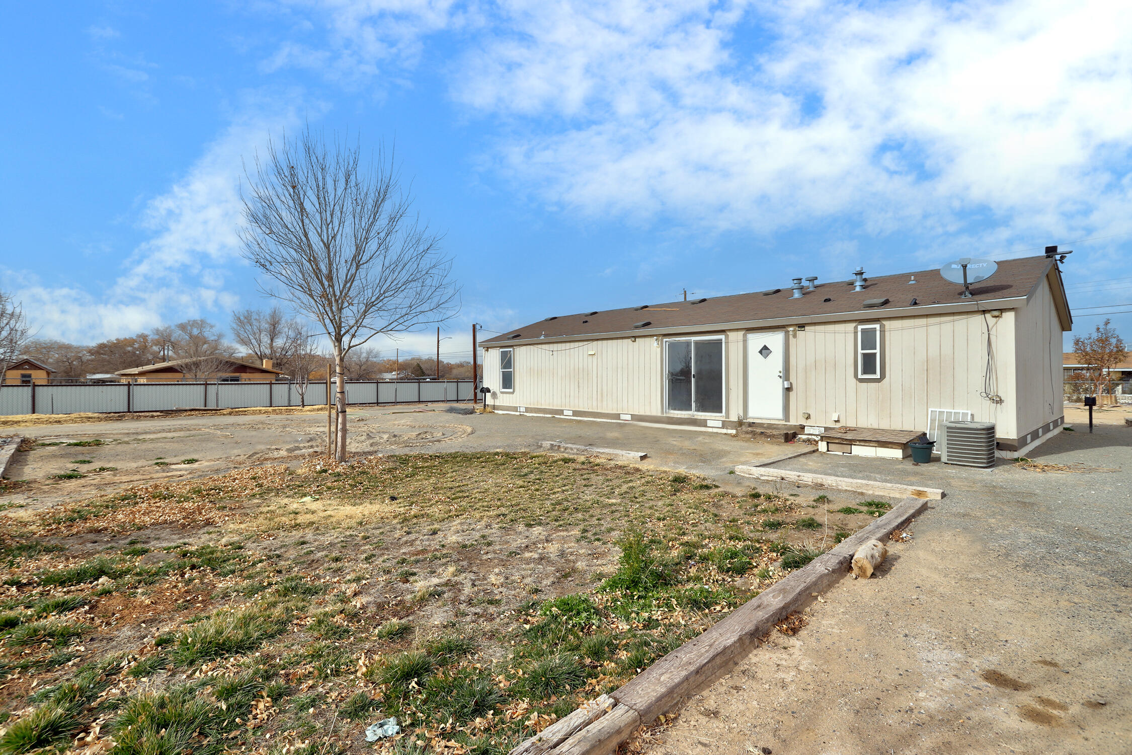 256 Sunnyslope Street SW