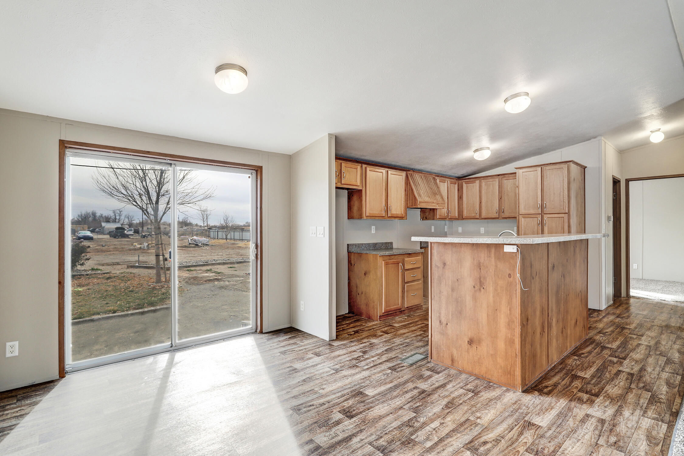 256 Sunnyslope Street SW