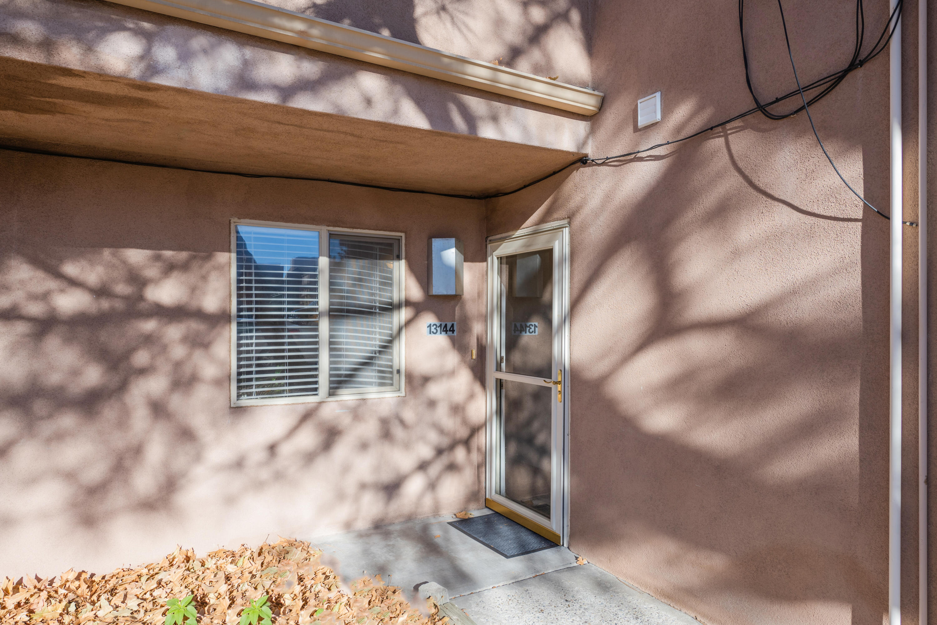 13144 Candelaria Road NE