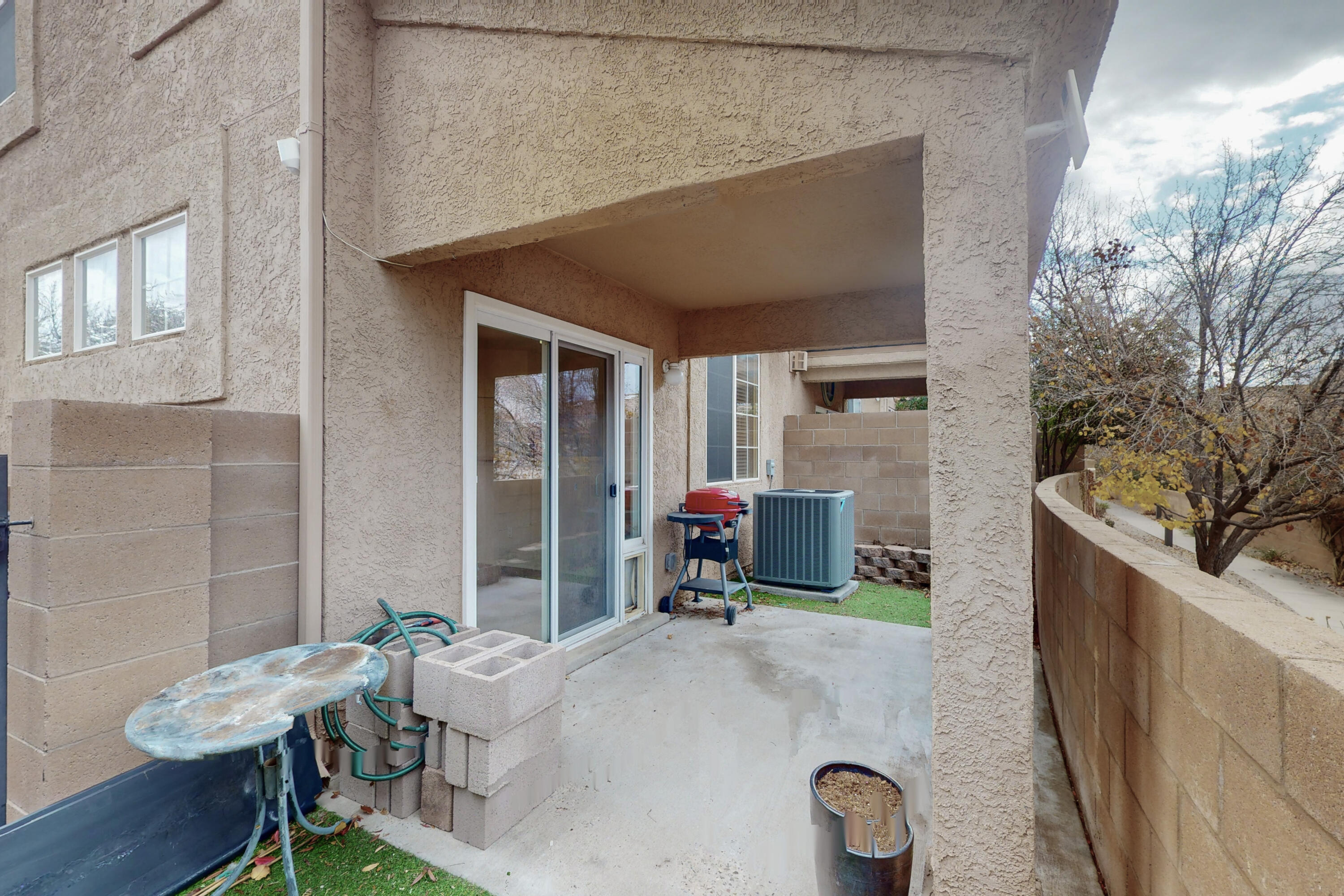 5279 Na Pali Street NE