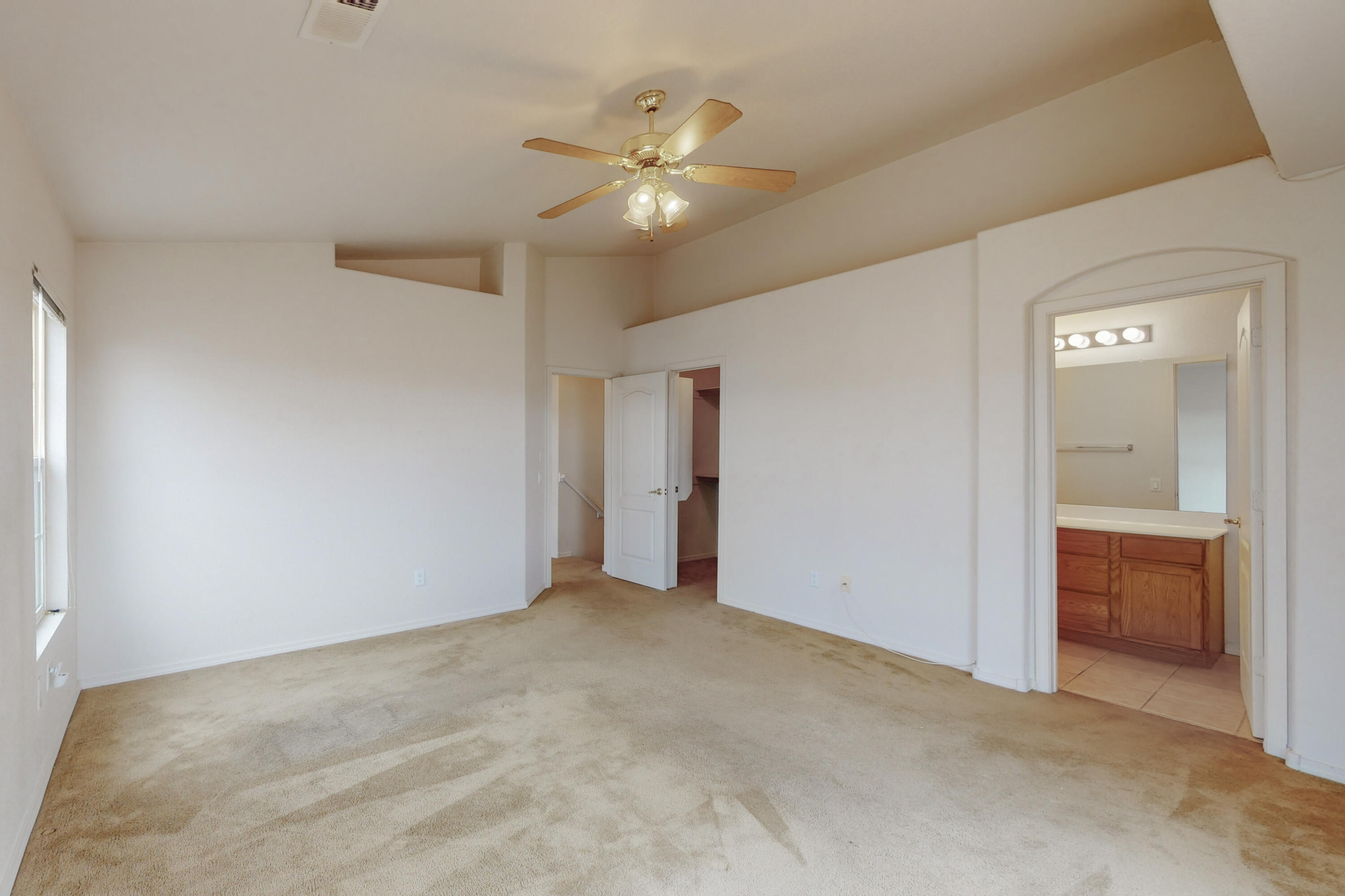 5279 Na Pali Street NE