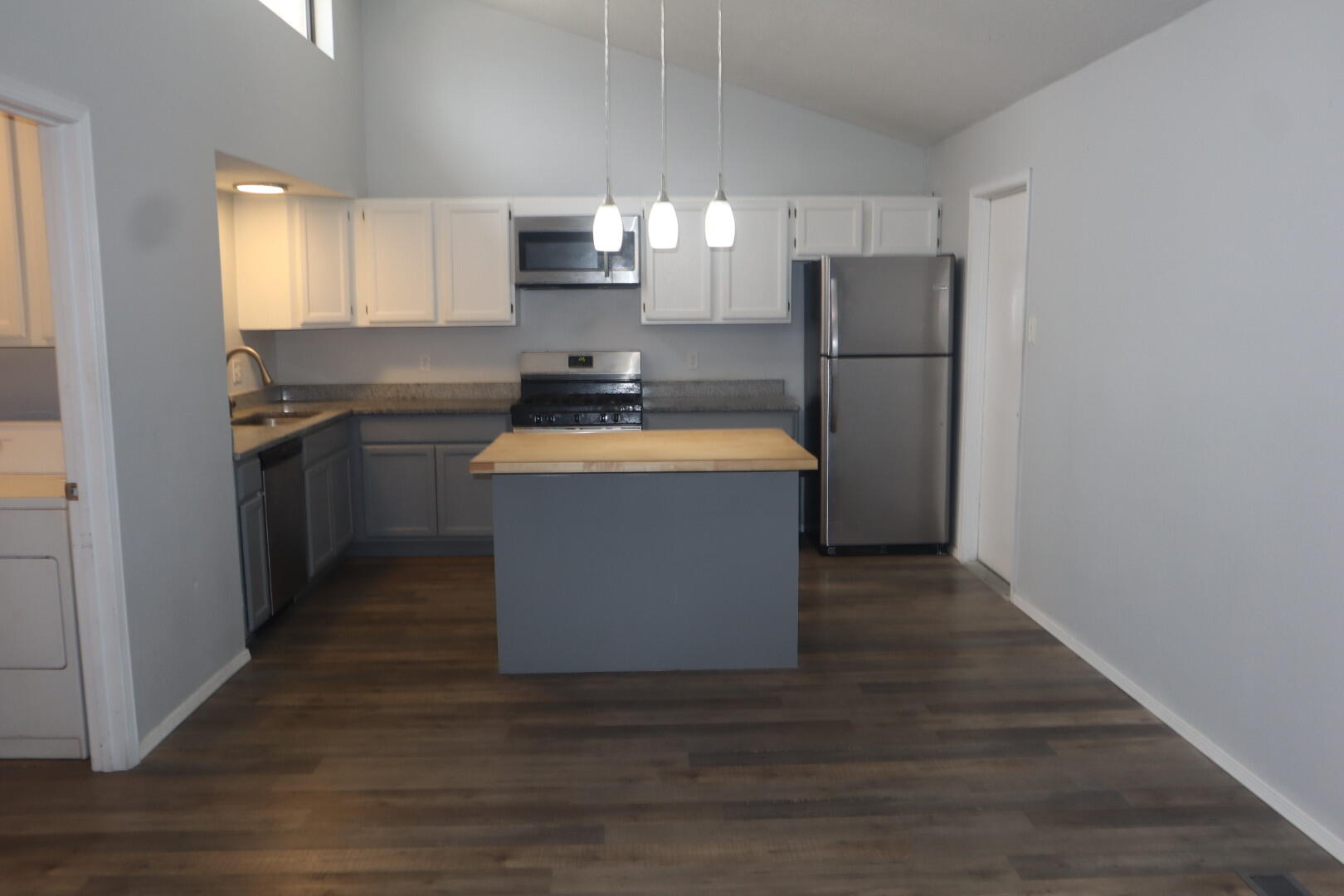 308 Colonial Avenue SW