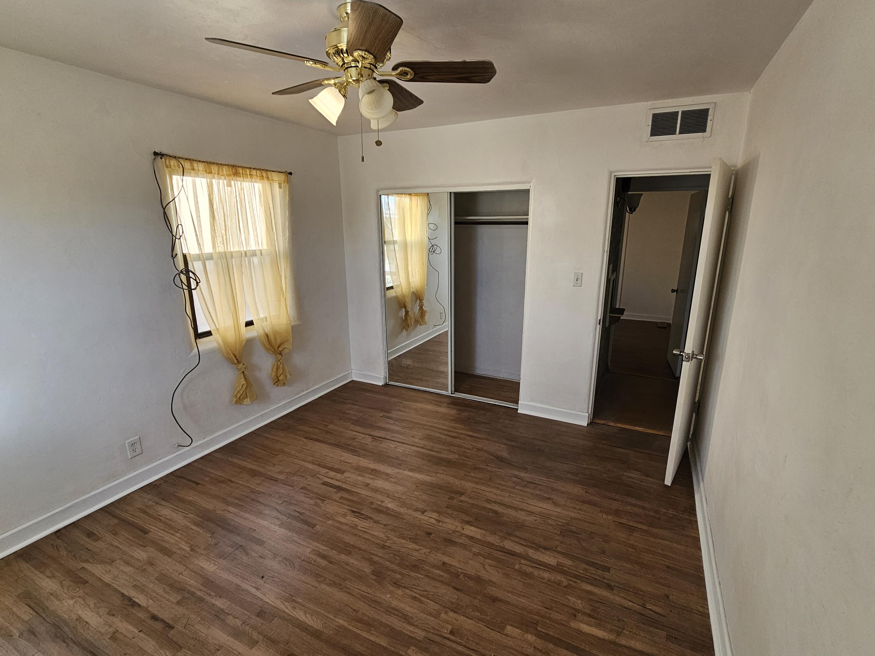 708 Cardenas Drive SE