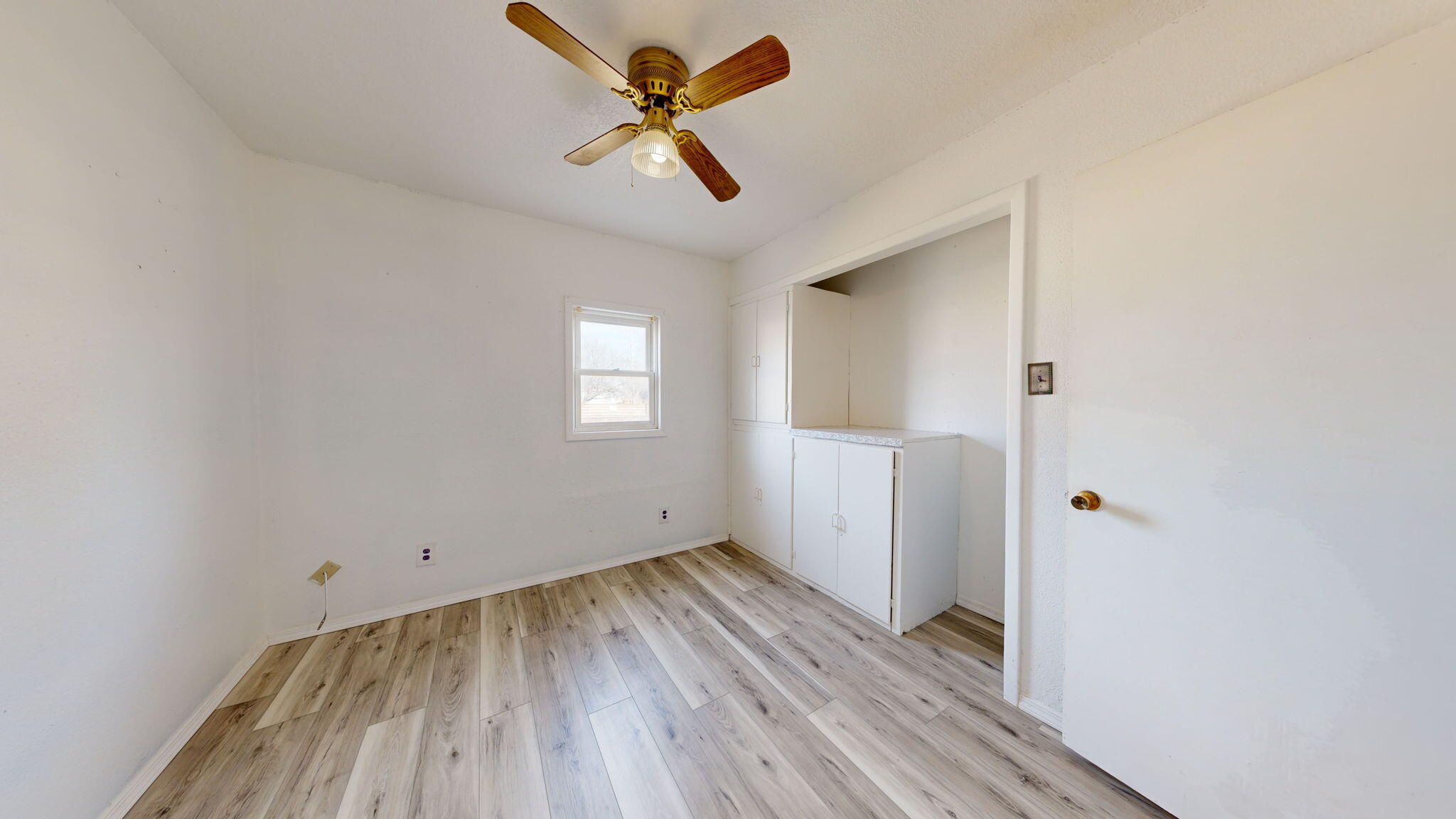 1321 Robyn Place SW