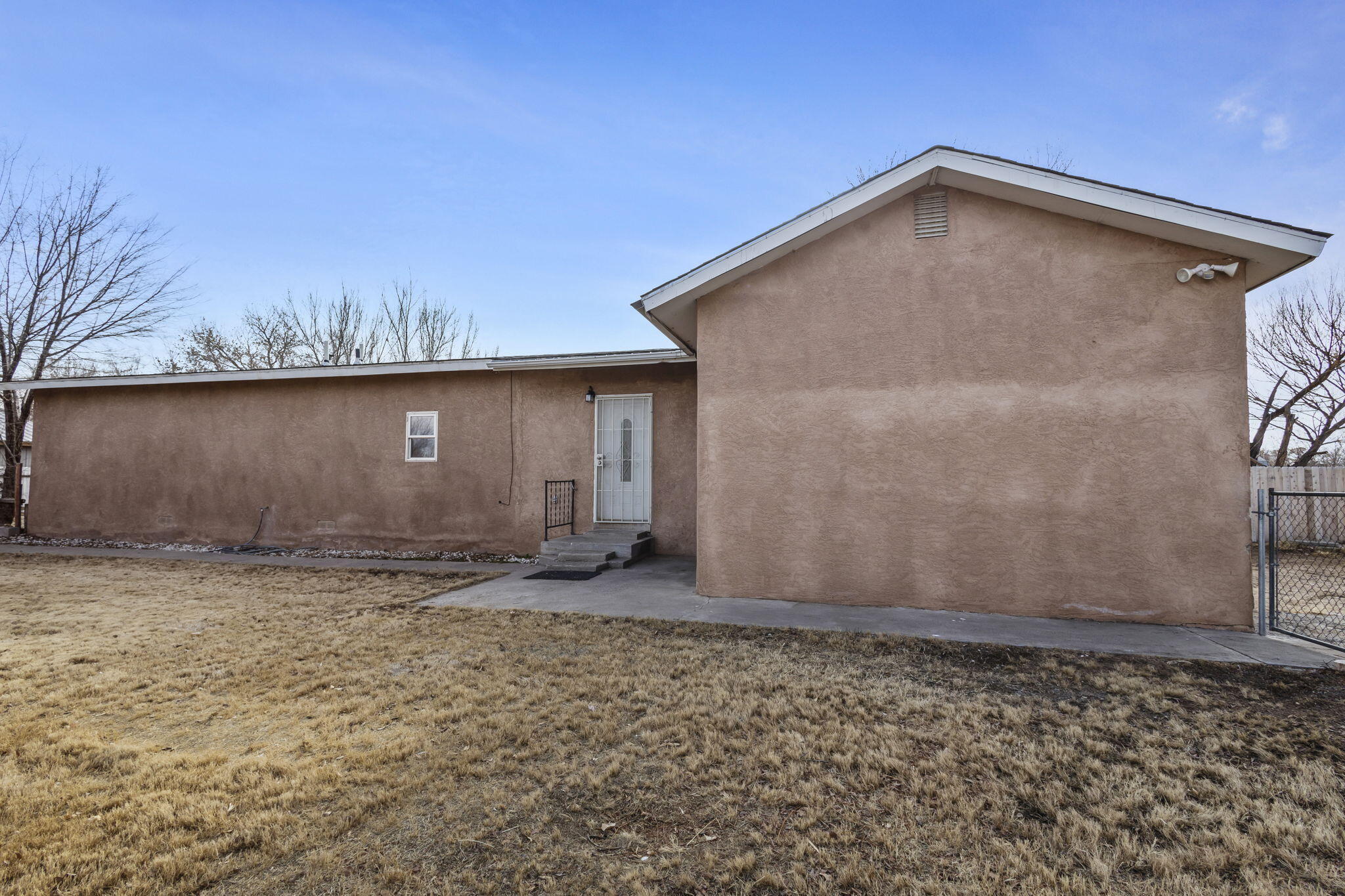 1321 Robyn Place SW
