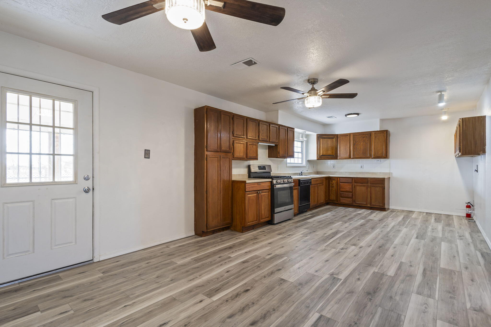 1321 Robyn Place SW