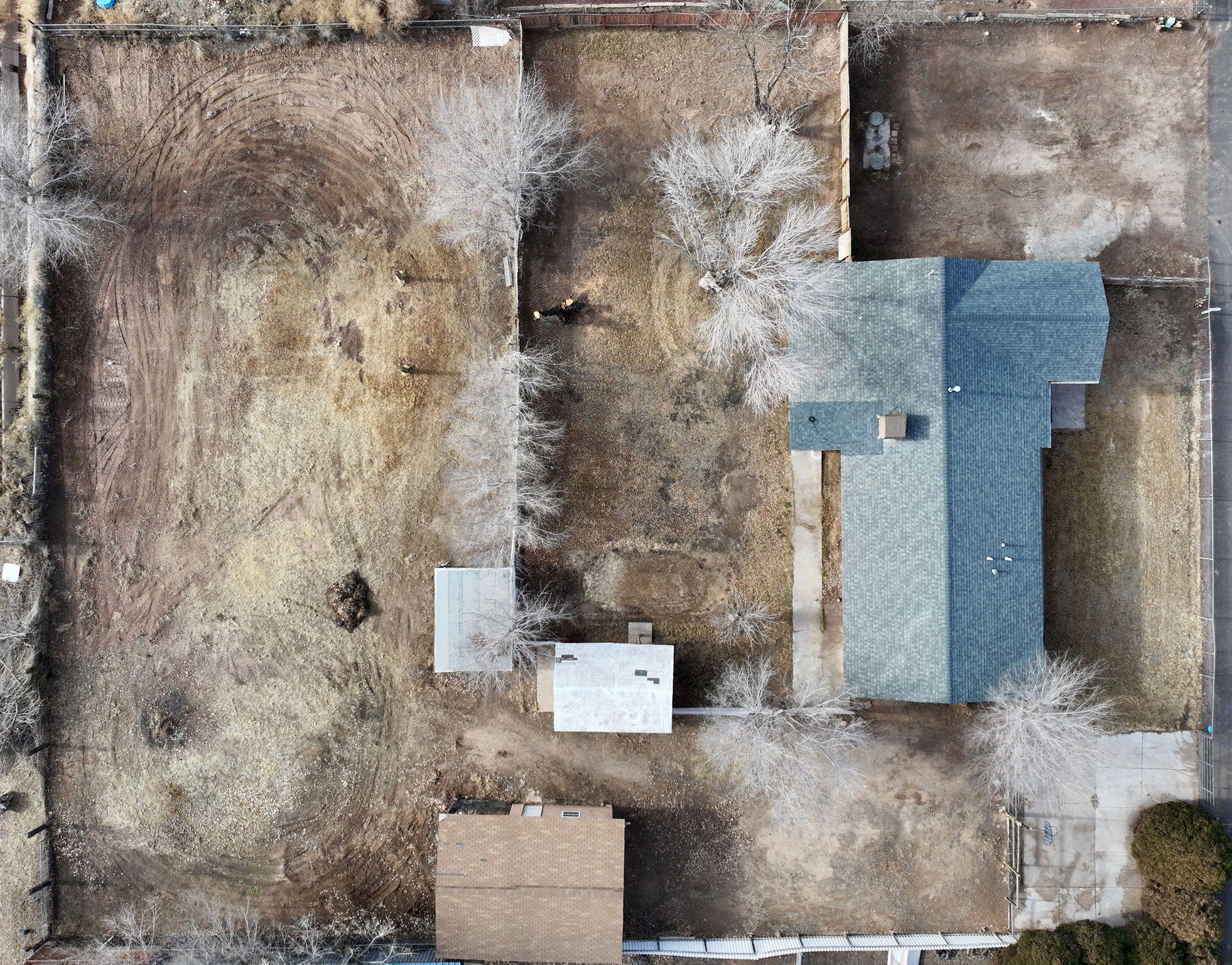 1321 Robyn Place SW