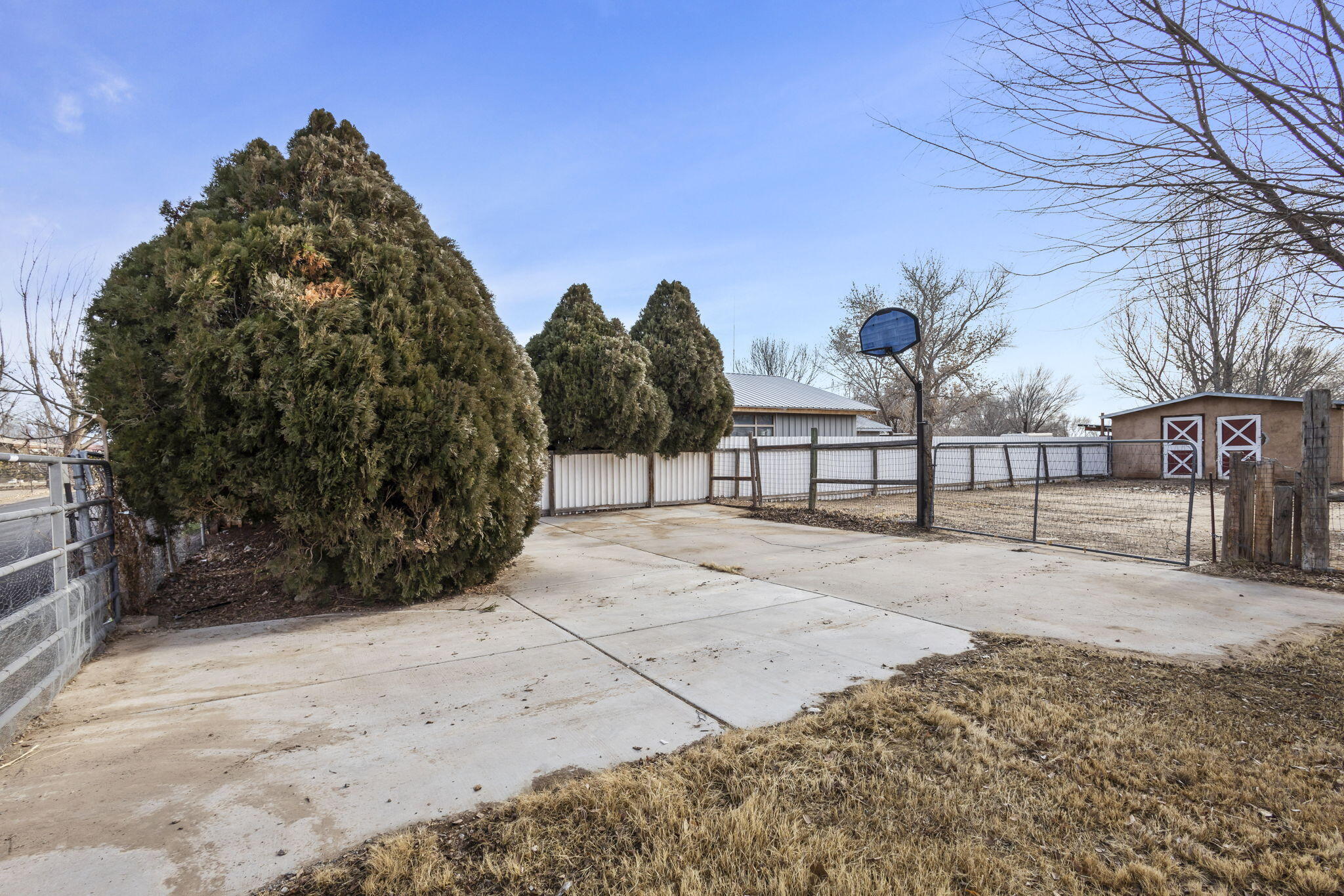 1321 Robyn Place SW