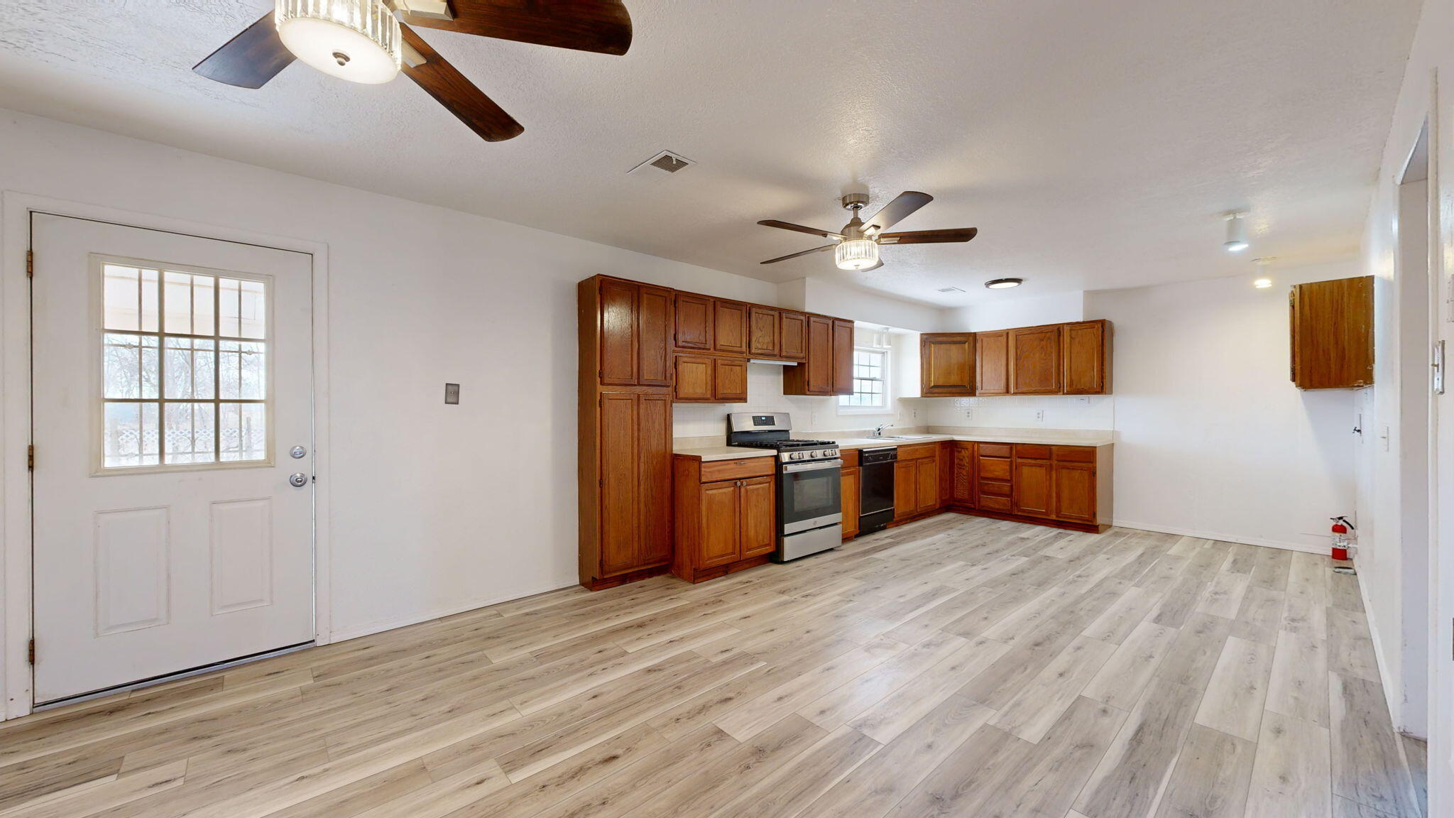 1321 Robyn Place SW