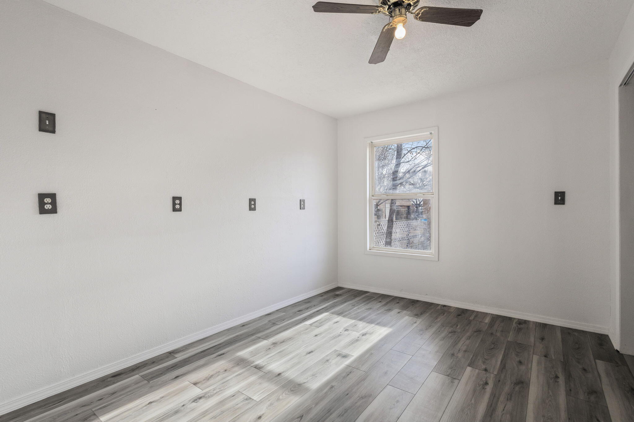 1321 Robyn Place SW