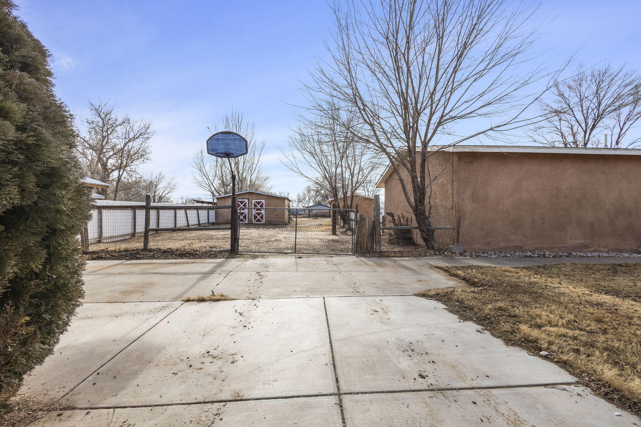 1321 Robyn Place SW