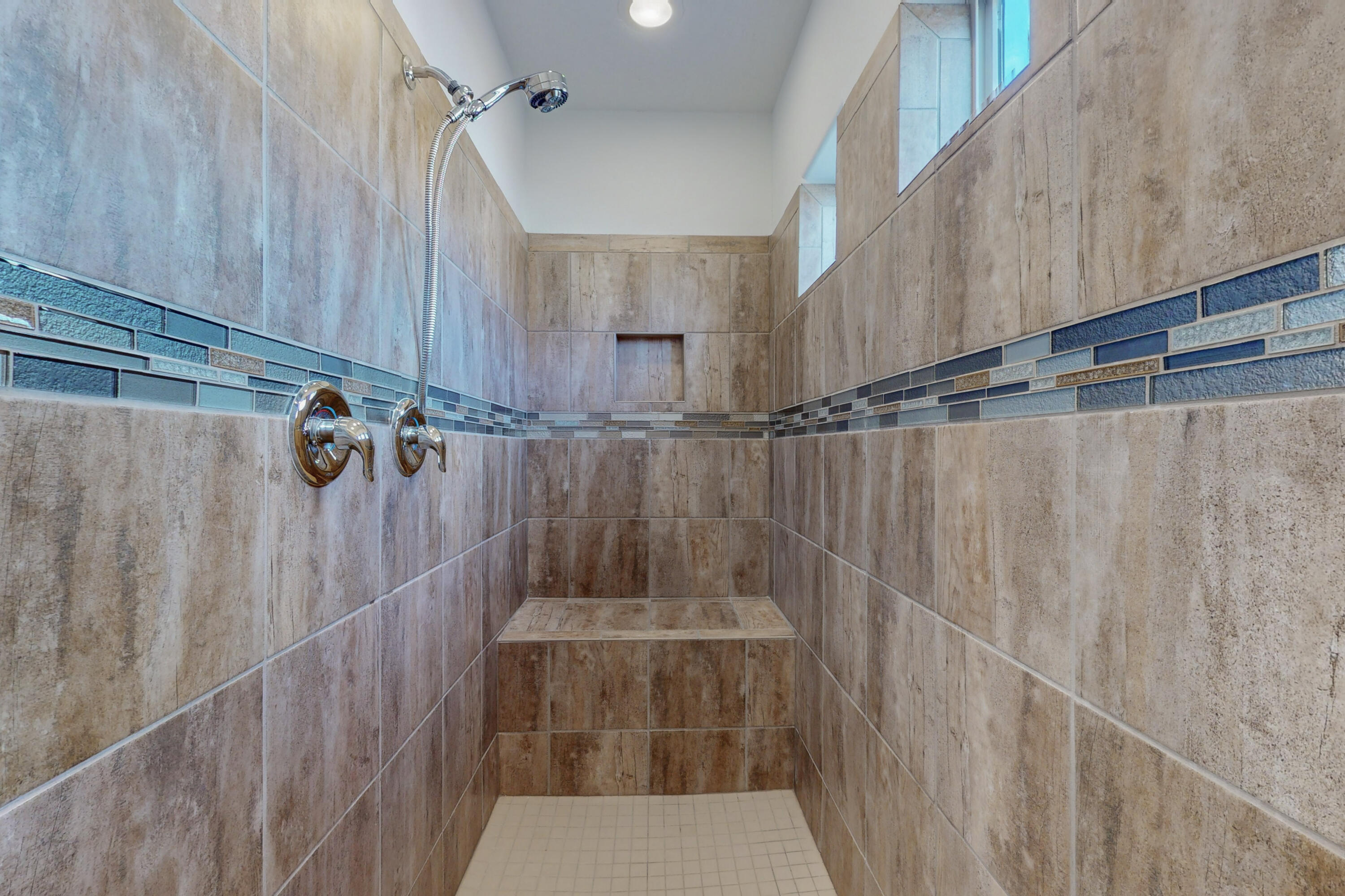 1613 Beaver Mountain Trail NW