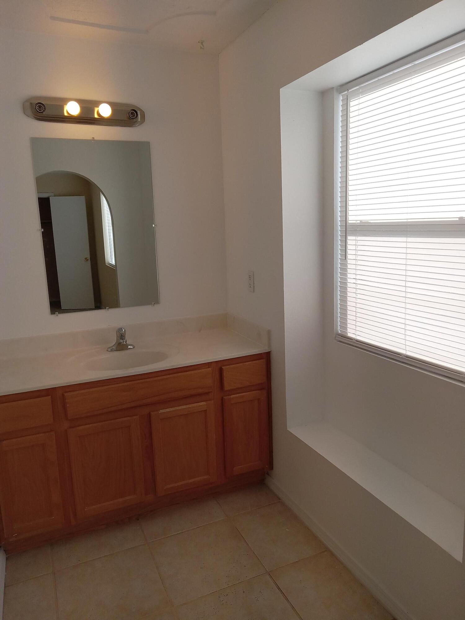 8500 Camino San Martin SW